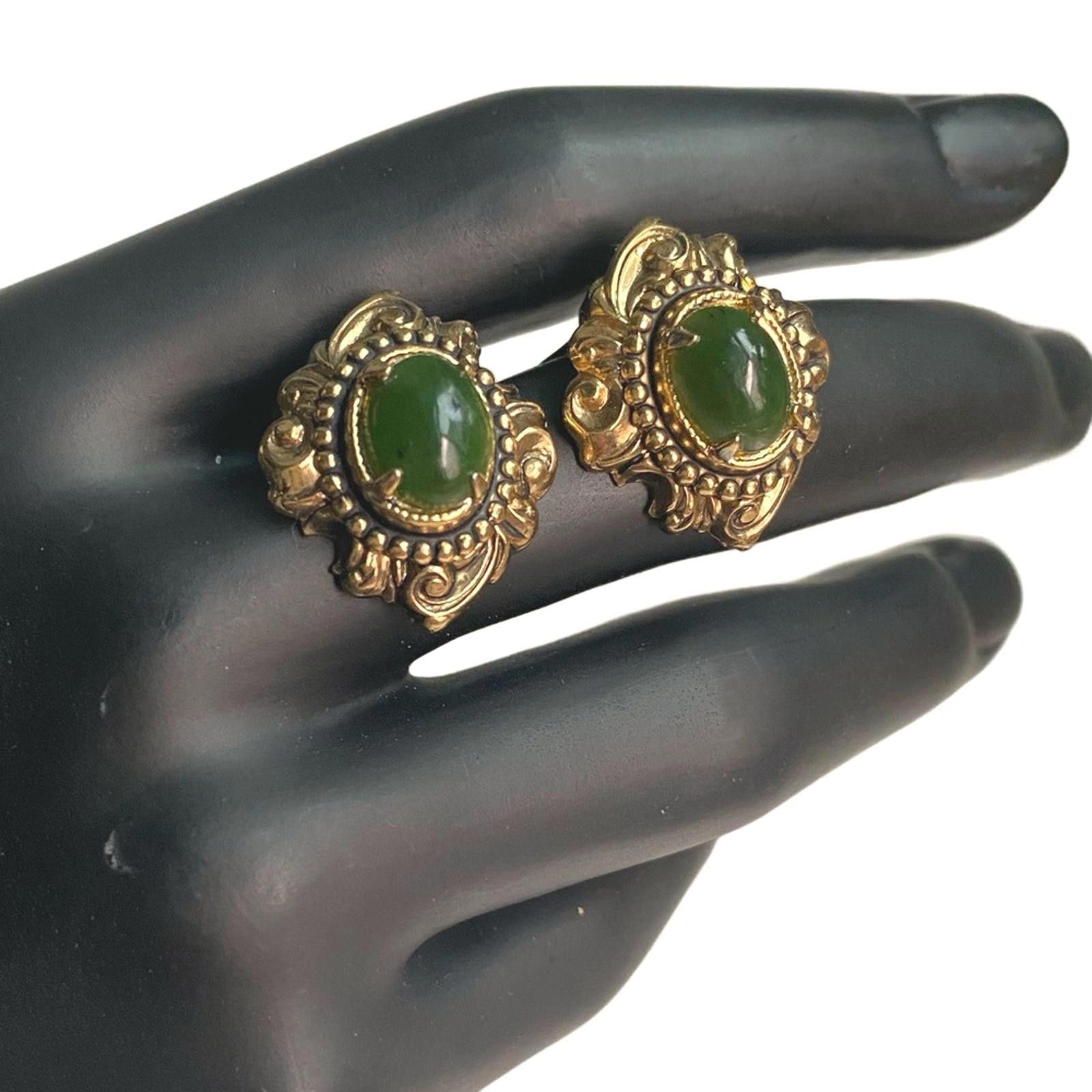 Vintage Vintage MCM Gold Tone Jade Green Cabochon Earrings Clip-on Size ONE SIZE - 1 Thumbnail