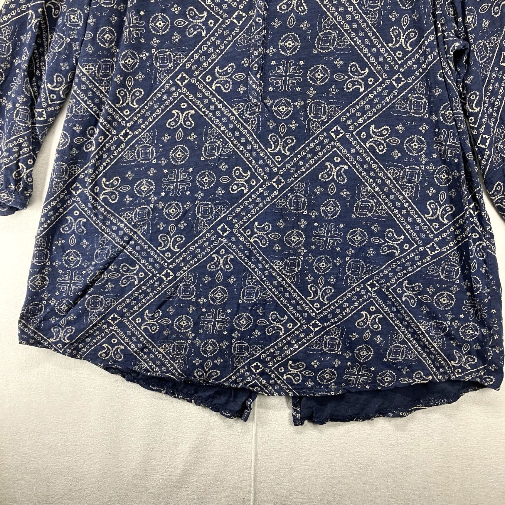 Lucky Brand VINTAGE? No. Lucky Brand Navy Tan Paisley Print 3/4 Sleeve Blouse Top Plus Size 1X Navy Tan Paisley Print Blouse Top 1X Plus Size Womens Blouse Pink? Size XL / US 12-14 / IT 48-50 - 6 Thumbnail