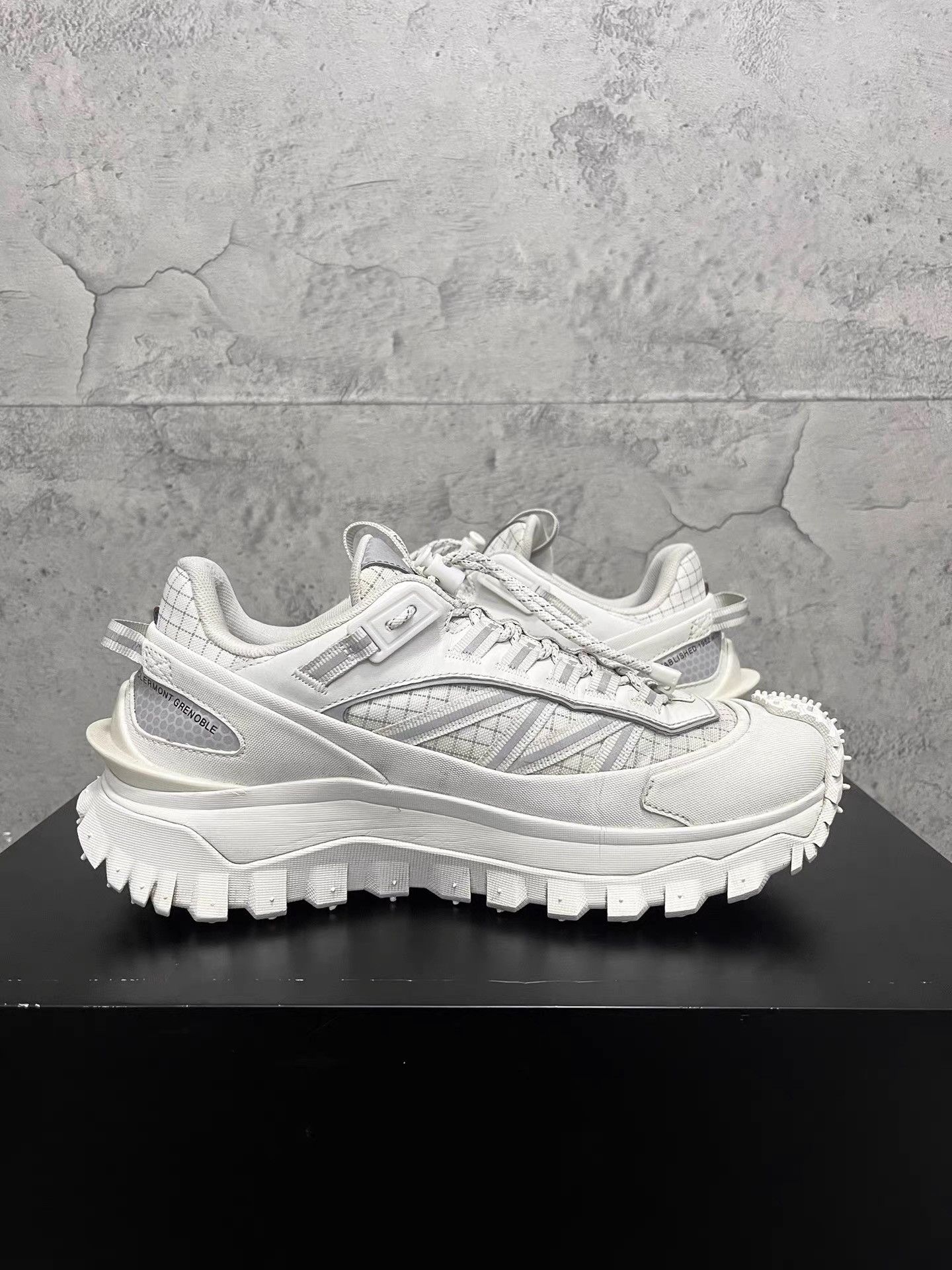 Moncler MONCLER Trailgrip GTX Sneakers K34 Size US 7 / EU 40 - 5 Thumbnail