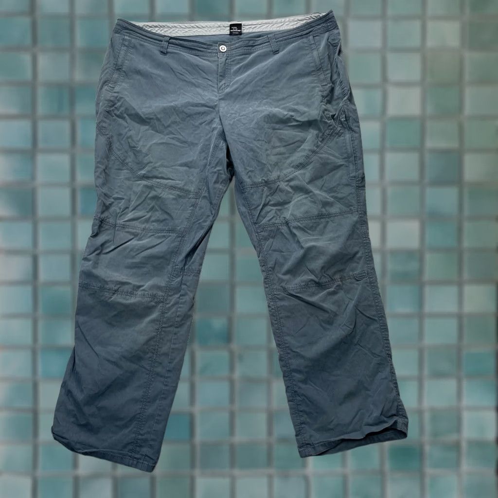 Vintage Kuhl Pants Womens 22W Blue Cotton Stretch Straight Leg Ripstop Hiking Outdoor Pants Blue 22W Womens Regular Inseam 30in Size 40" / US 18 - 1 Thumbnail