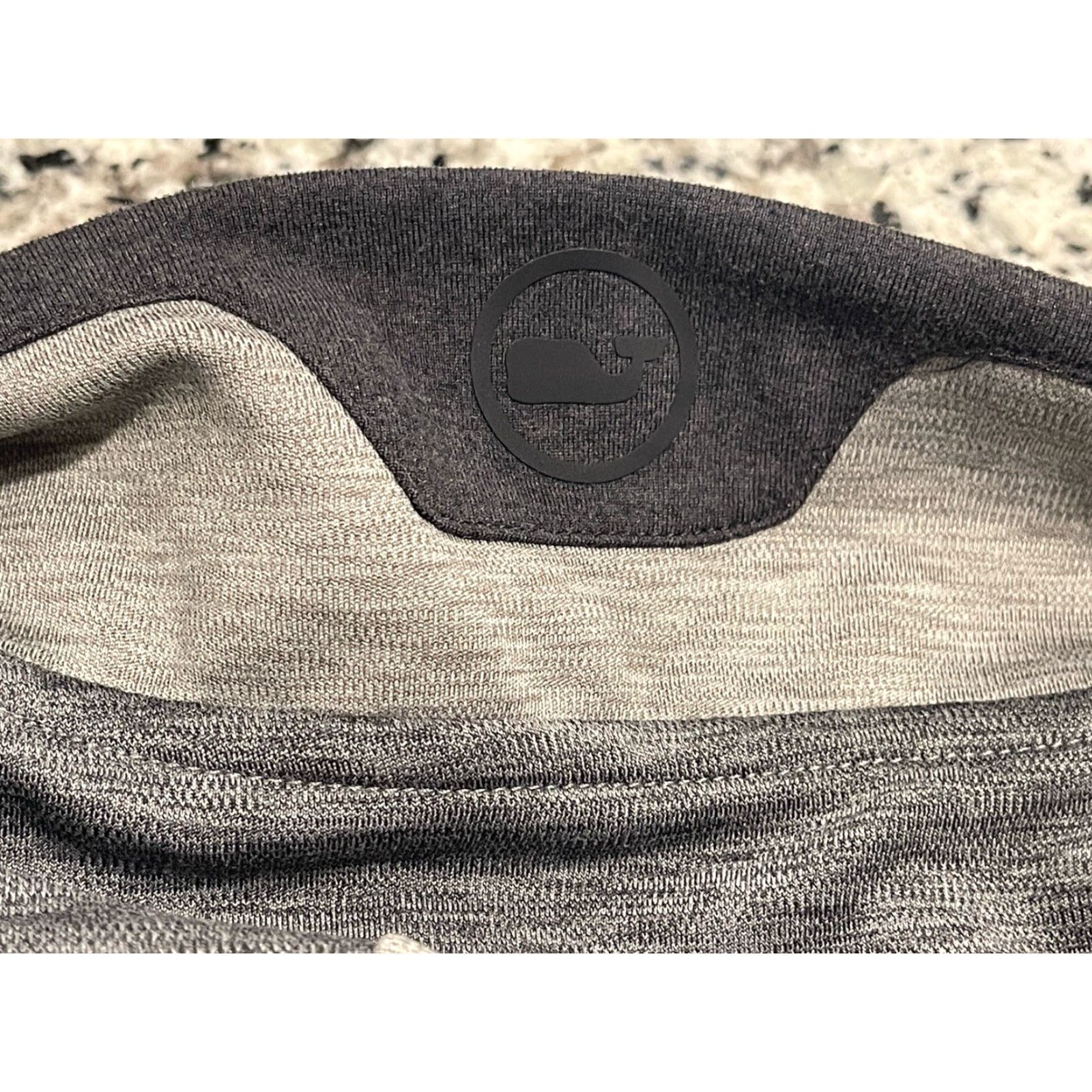 Vineyard Vines Vineyard Vines On The Go Shep Shirt Men's Small Two Tone Grey Pullover 1/4 Zip Regular Fit Long Sleeve Casual Golf Running Walking Weightlifting Size US S / EU 44-46 / 1 - 7 Thumbnail