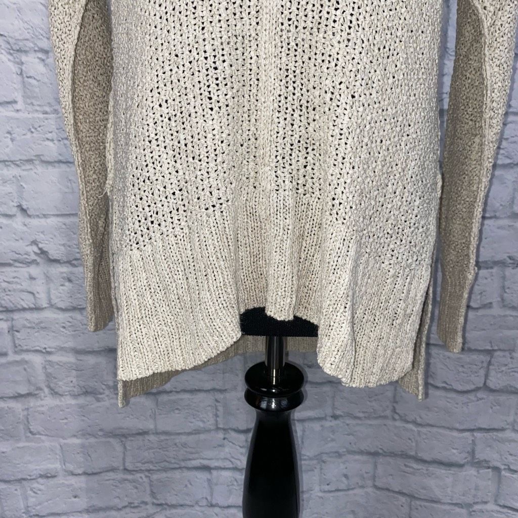 Other Universal thread vneck hi low sweater cream sz XS Size XS / US 0-2 / IT 36-38 - 3 Thumbnail