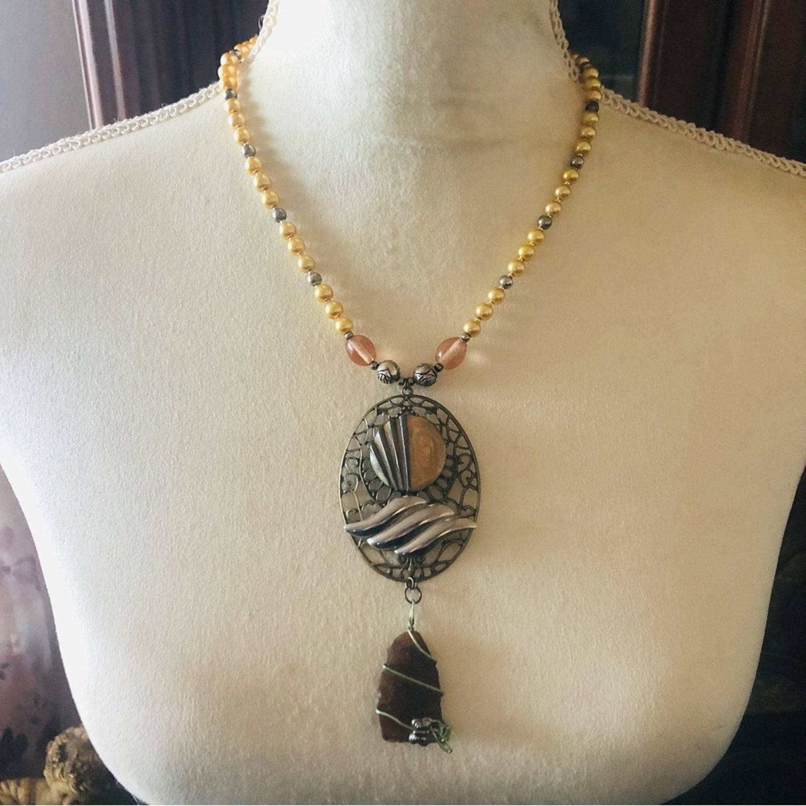Handmade Handcrafted repurpose wired carnelian pearl necklace Size ONE SIZE - 2 Thumbnail