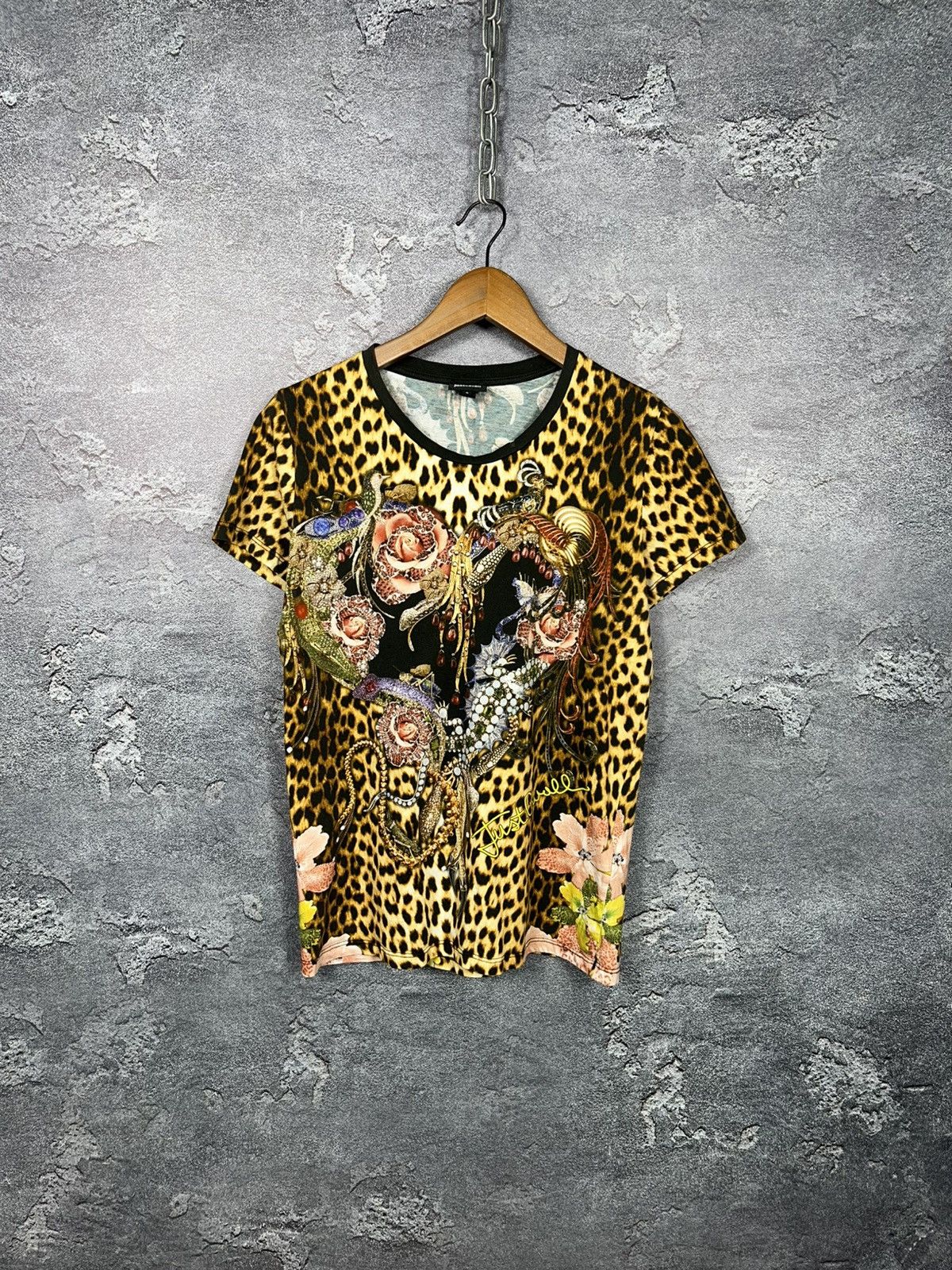 Just Cavalli Vintage Just Cavalli Leopand/Floral Print T-shirt Tee Size S / US 4 / IT 40 - 1 Thumbnail
