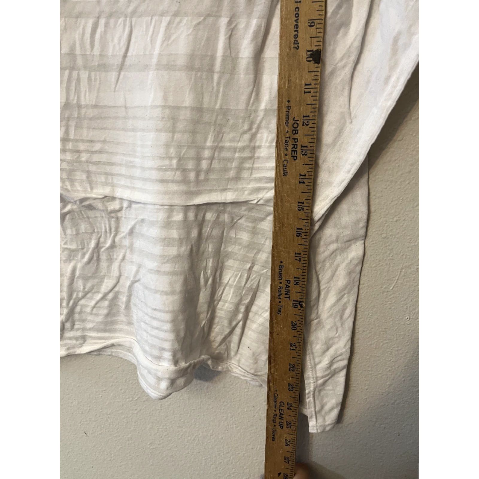 White House Black Market White House Black Market T-Shirt Women’s XS White Striped Short Sleeve Round Neck Casual Basic Stretch Tee Pullover Regular Women Size XS / US 0-2 / IT 36-38 - 4 Thumbnail