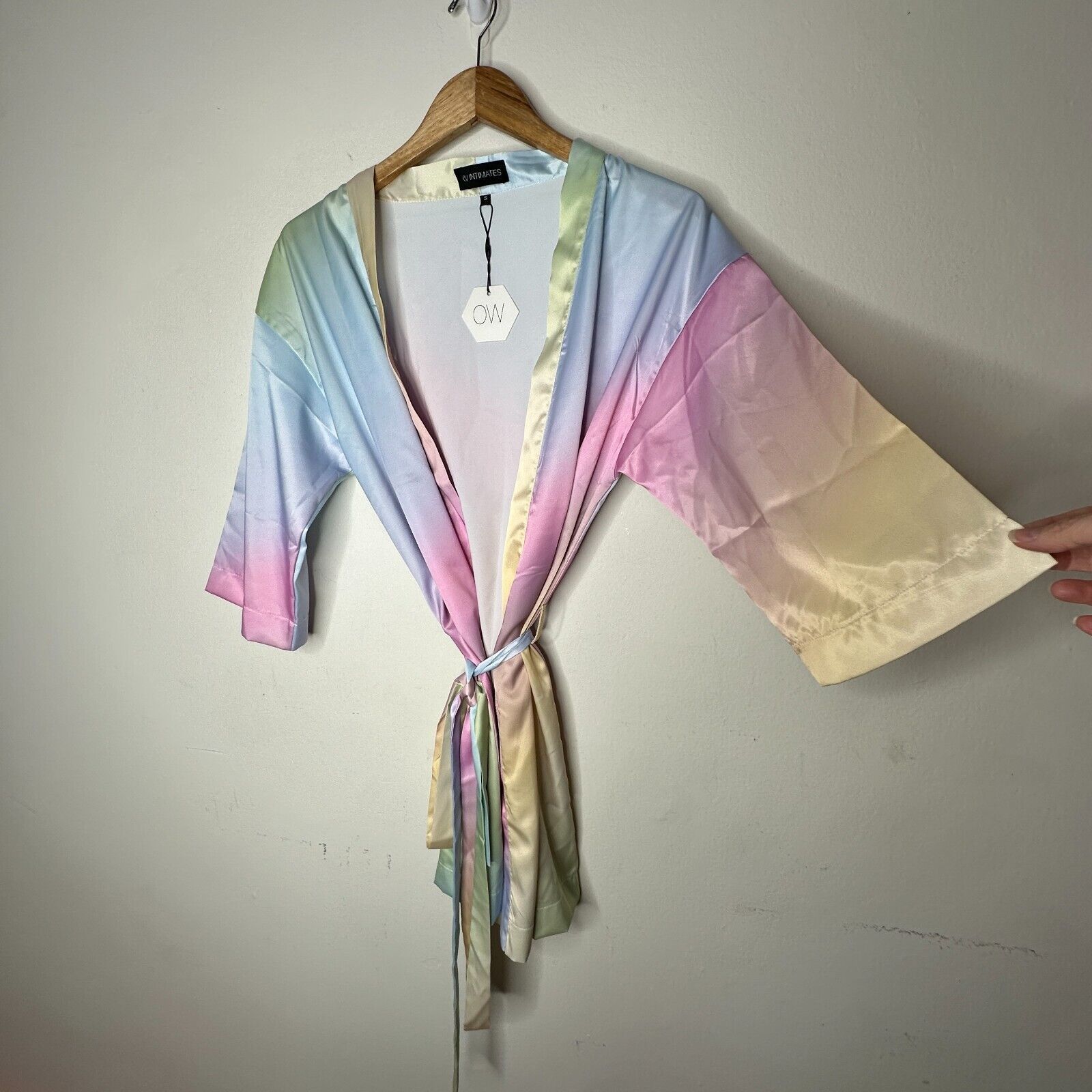 Other NWT OW Intimates Pastel Kimono Open Satin Tie Waist Robe S Size 27" / US 4 / IT 40 - 1 Thumbnail