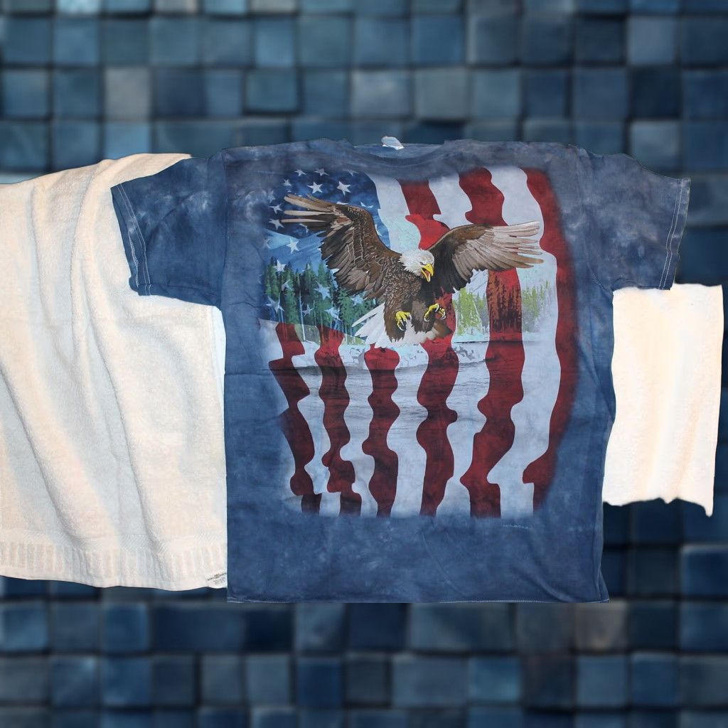 Vintage VINTAGE Unbranded T-Shirt Men 2XL Short Sleeve Blue Graphic Eagle American Flag T-Shirt 2000s Size US XXL / EU 58 / 5 - 1 Thumbnail
