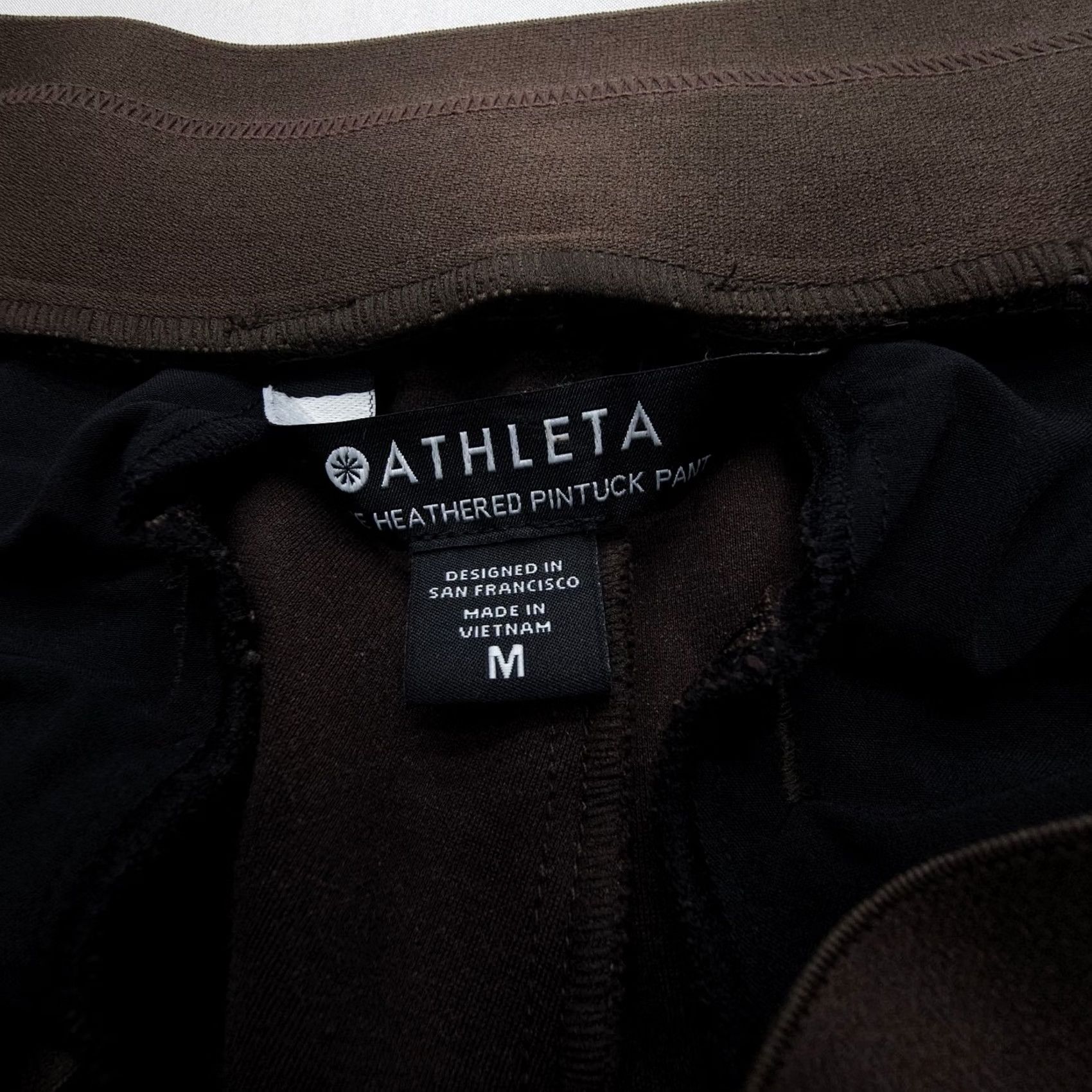 Athleta Athleta Pants Womens Medium Brown Stretch Crop Travel Size 30" / US 8 / IT 44 - 3 Thumbnail