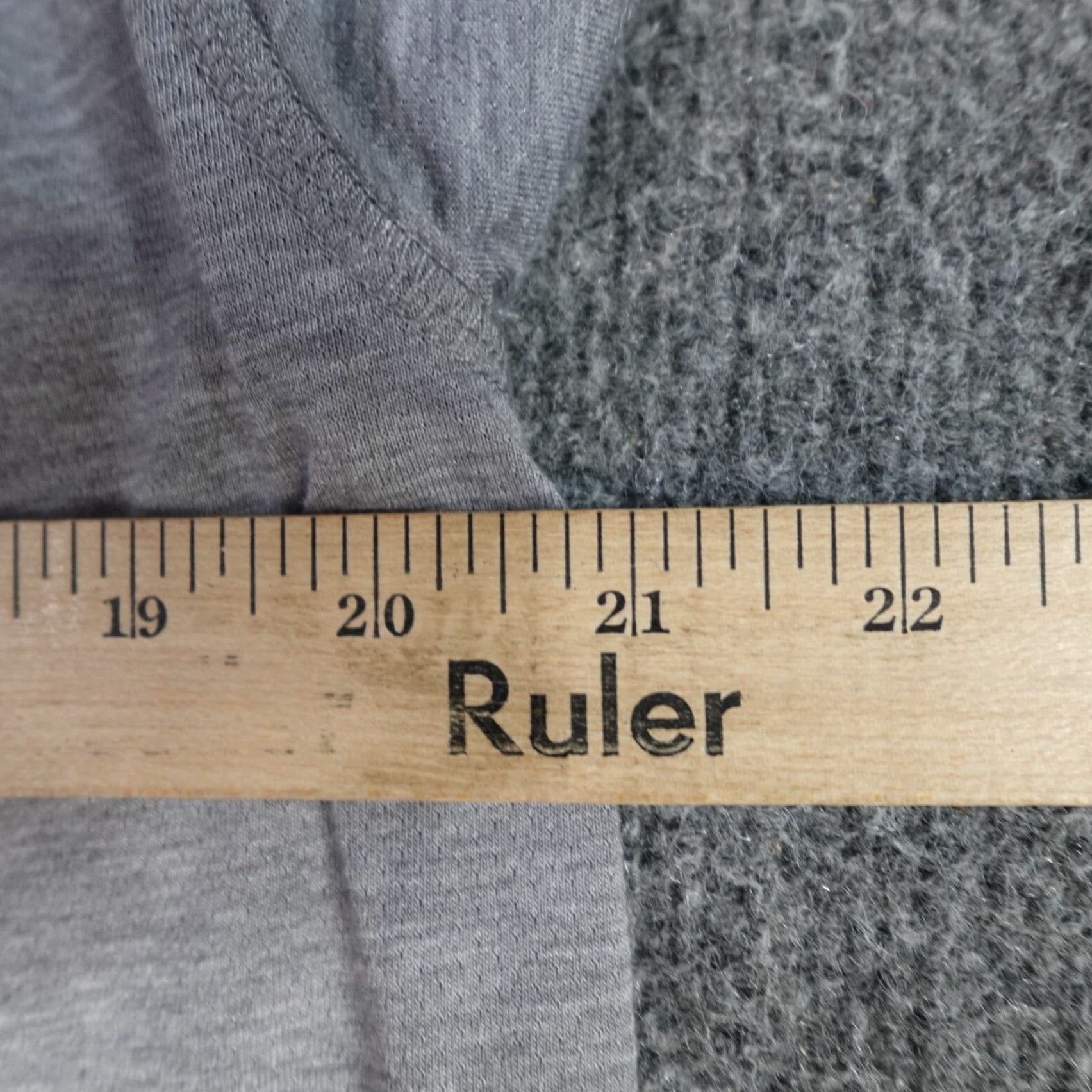 Vintage Myles T-shirt Large Gray Heather Solid Activewear Contrast Sleeves Mens L Gray Athletic Short Sleeve Crew Neck Pullover Shirt Size US L / EU 52-54 / 3 - 5 Thumbnail