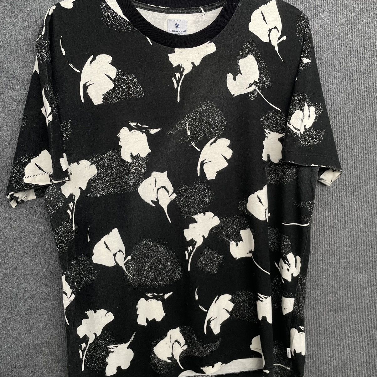 R.Newbold Vintage R Newbold All Over Print T Shirt Size US L / EU 52-54 / 3 - 2 Thumbnail
