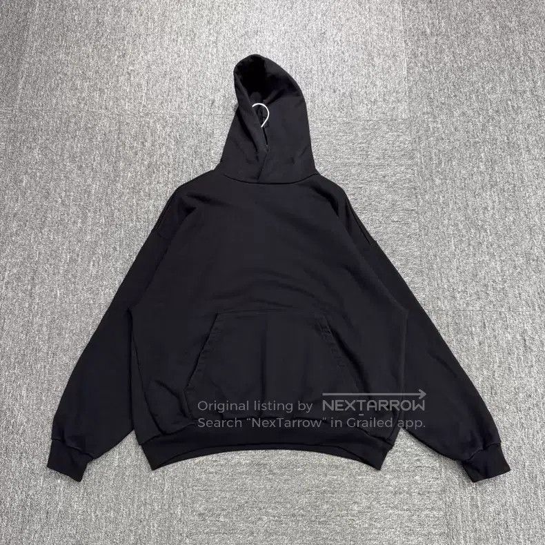 Balenciaga Balenciaga Solid color hooded sweatshirt Size US M / EU 48-50 / 2 - 1 Thumbnail