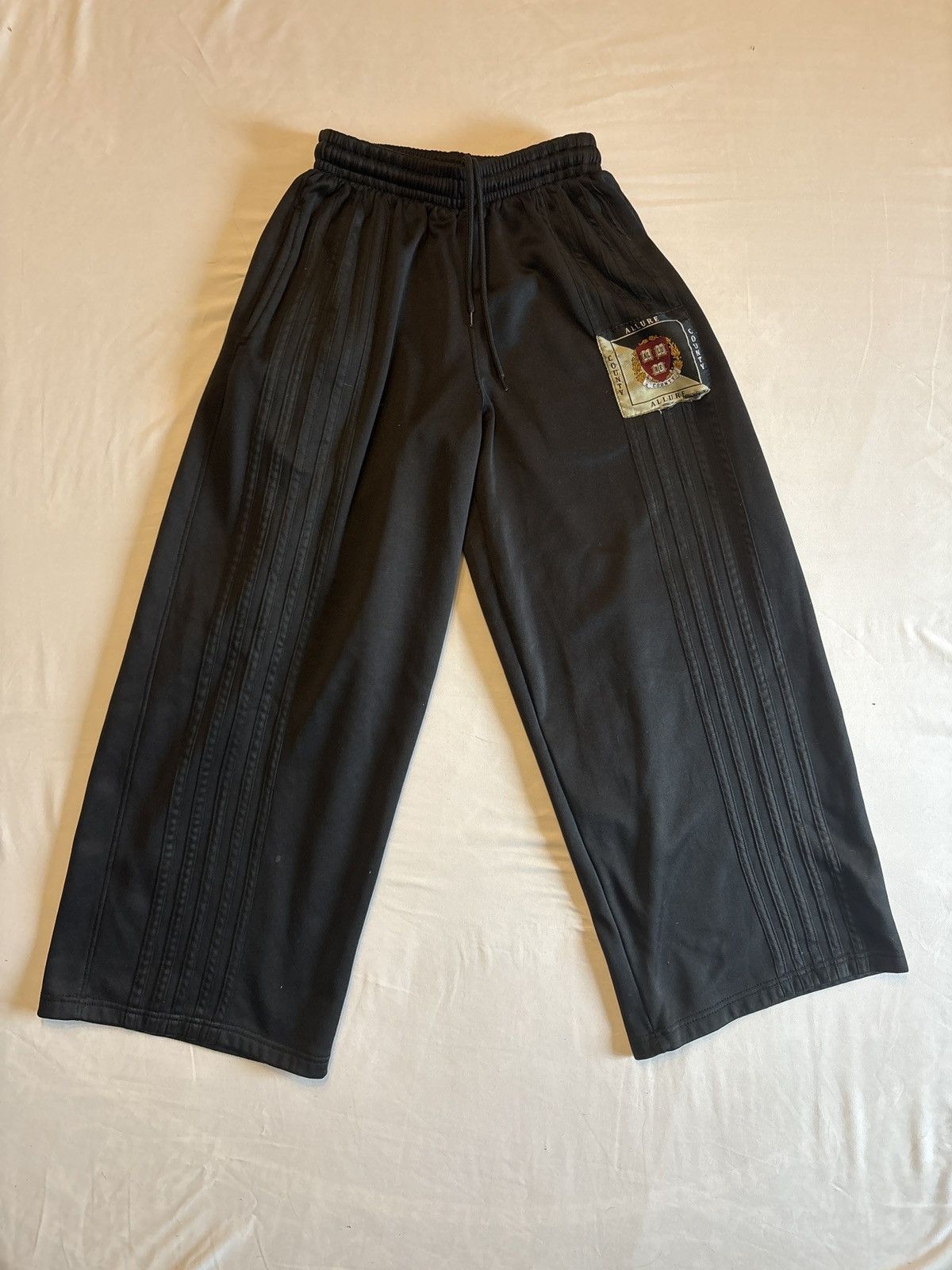 Other Allure County Track pants Size US 28 / EU 44 - 1 Thumbnail