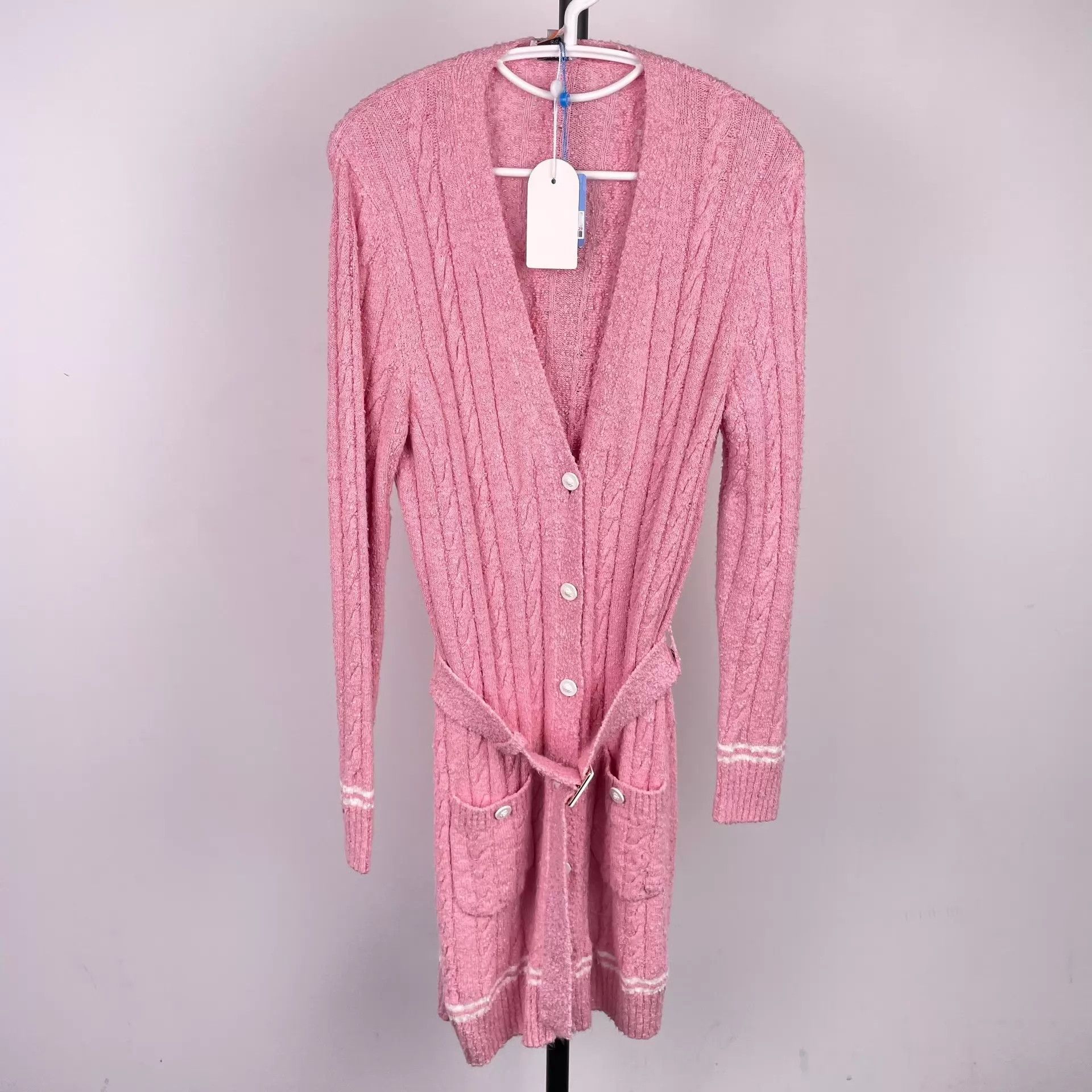 Chanel CHANEL women's pink knit cardigan dress size 36 Size XS / US 0-2 / IT 36-38 - 1 Thumbnail