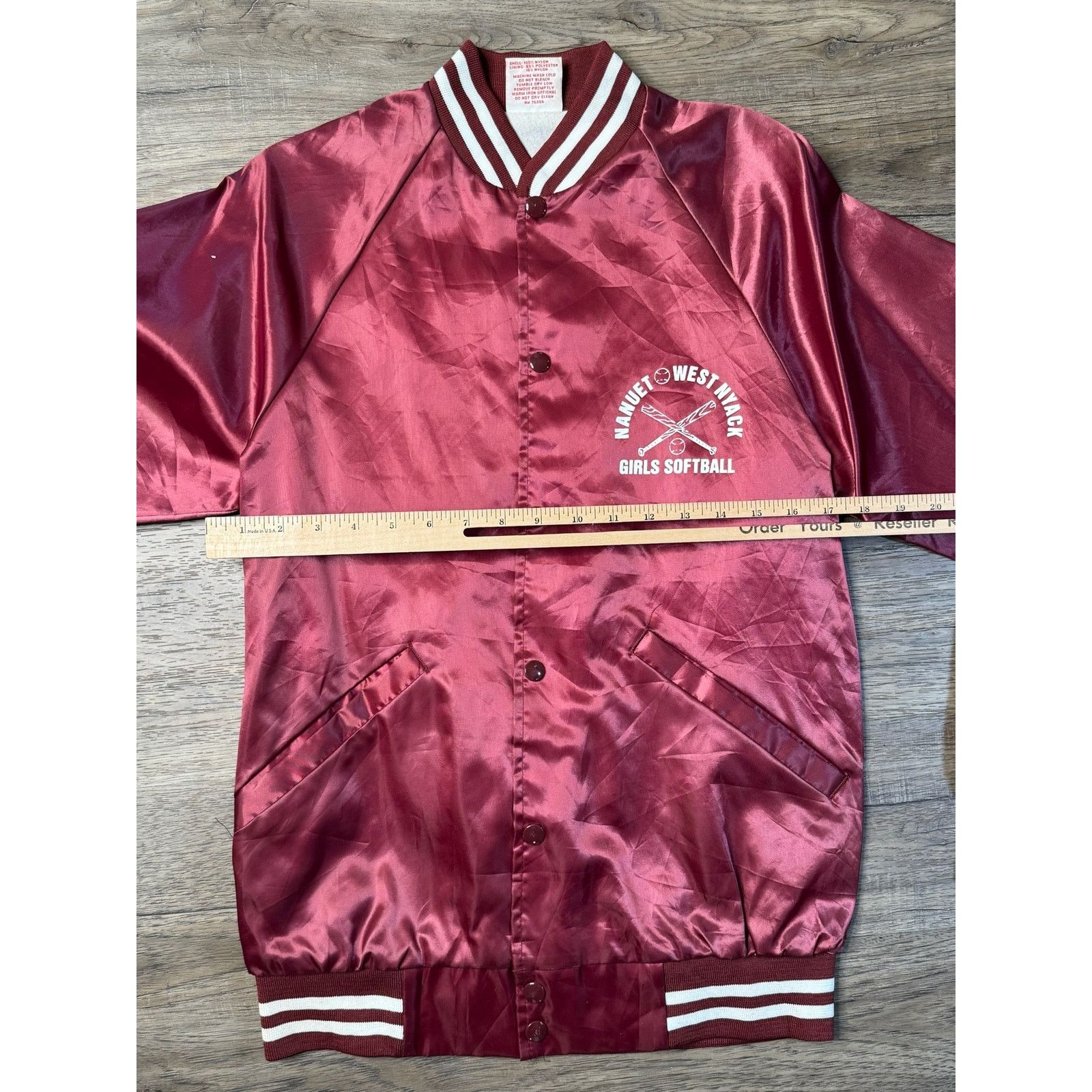 Vintage Vintage 1998 Manuet West Nyac Girls Softball Satin Jacket Size US S / EU 44-46 / 1 - 4 Thumbnail