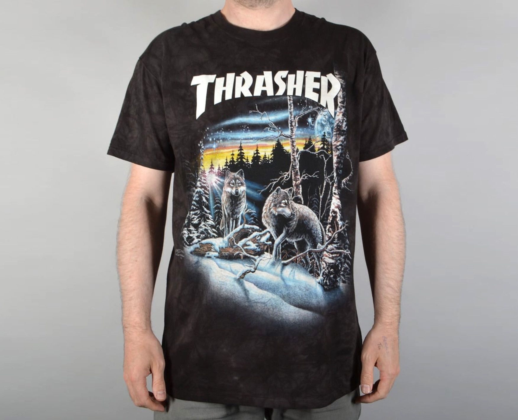 Thrasher Thrasher x The Mountian 13 Wolves Tee Size US L / EU 52-54 / 3 - 14 Thumbnail