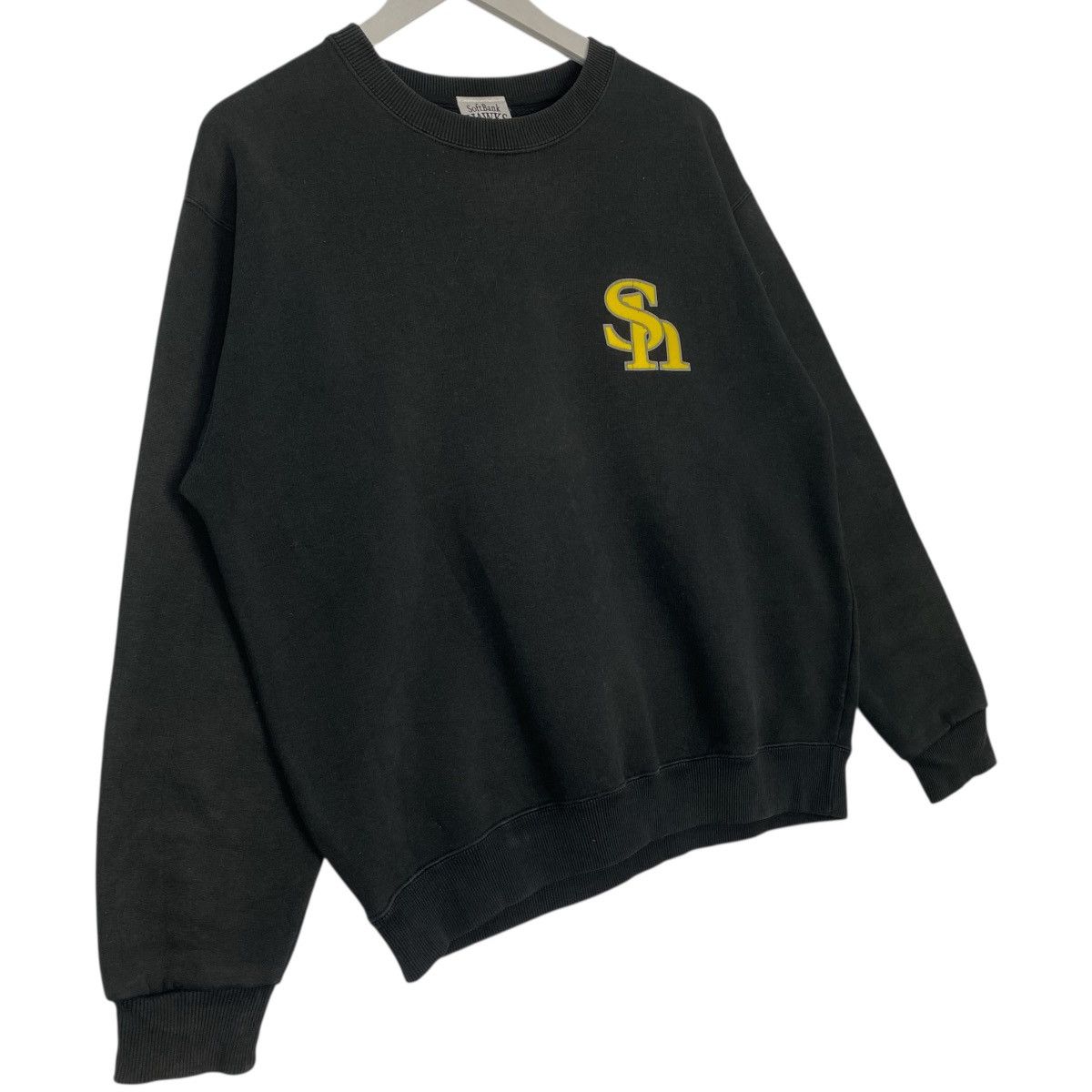 Vintage Vintage Fukuoku SoftBank Hawks Sweatshirt Crewneck Black Size US M / EU 48-50 / 2 - 3 Thumbnail