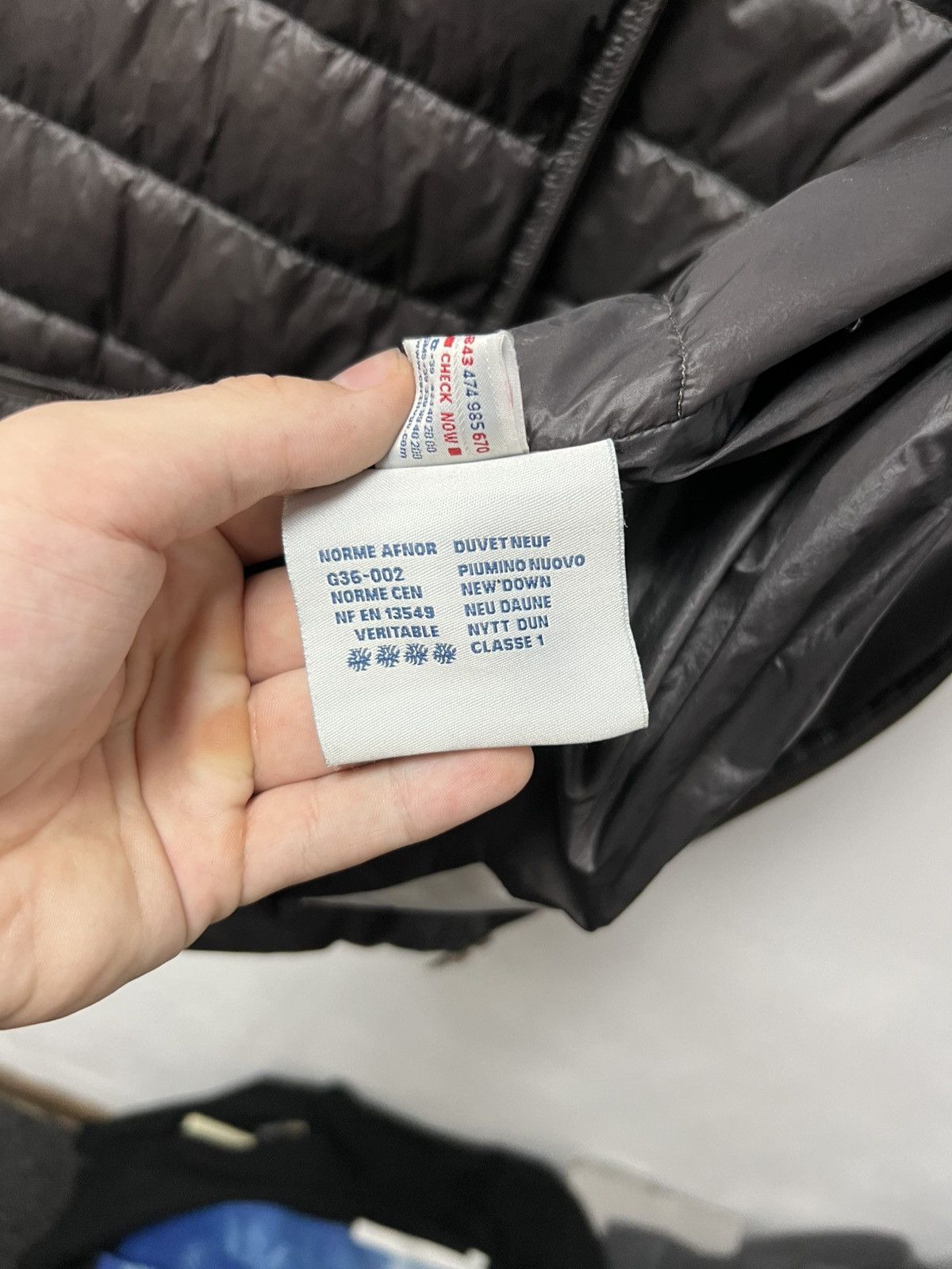 Moncler Moncler brown puffer vest Size US XXL / EU 58 / 5 - 8 Thumbnail