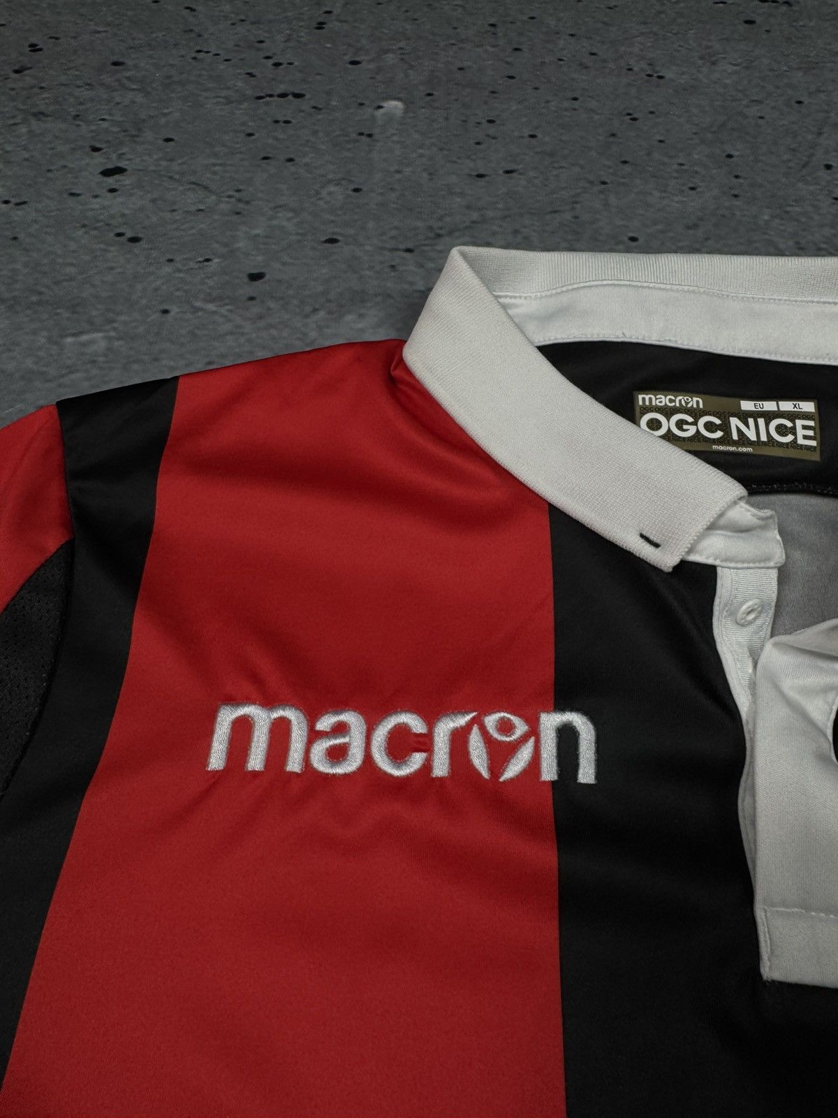 Macron Ogc Nice Macron 2017-2018 Football Jersey Size US XL / EU 56 / 4 - 5 Thumbnail