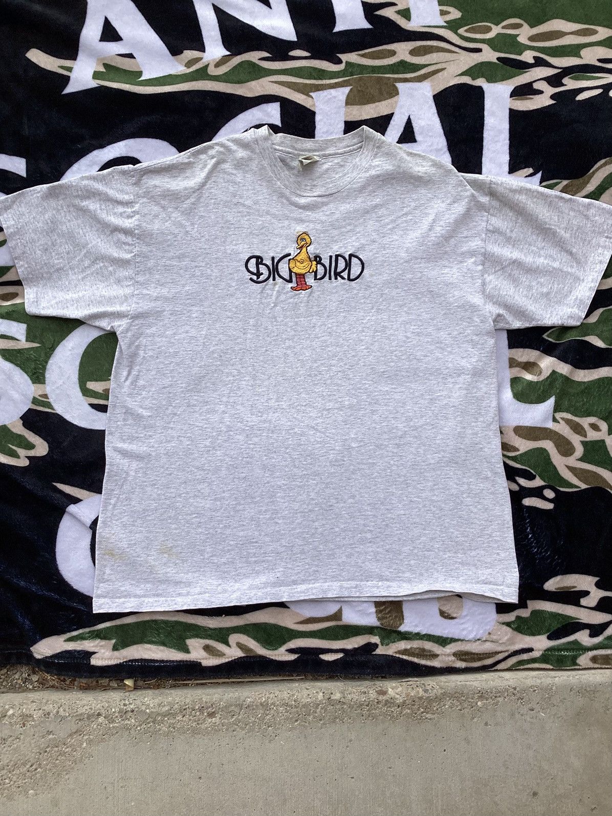 Other × Vintage Vtg Sesame Street Jim Henson big bird adult embroidered Tee Size US XL / EU 56 / 4 - 1 Thumbnail