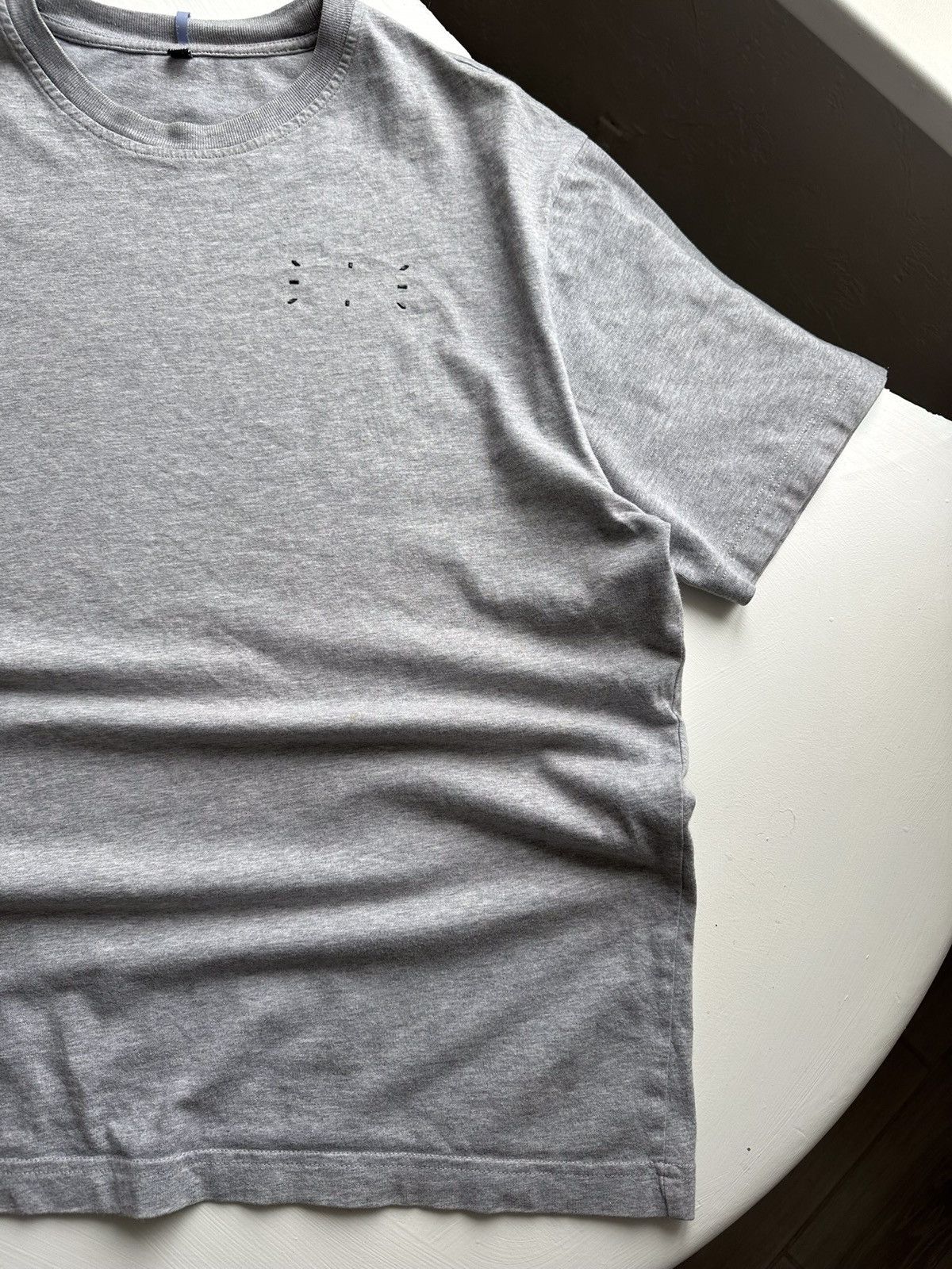 Alexander McQueen × Vintage Alexander McQueen MSQ Grey Size L Tee Size US L / EU 52-54 / 3 - 3 Thumbnail