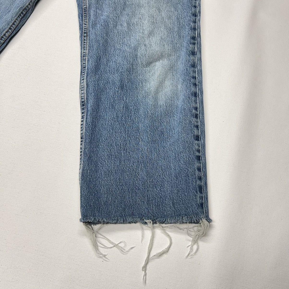 Levi's × Vintage VTG Levis 550 Jeans Blue Cropped Relaxed Fit Denim Baggy Size US 38 / EU 54 - 2 Thumbnail