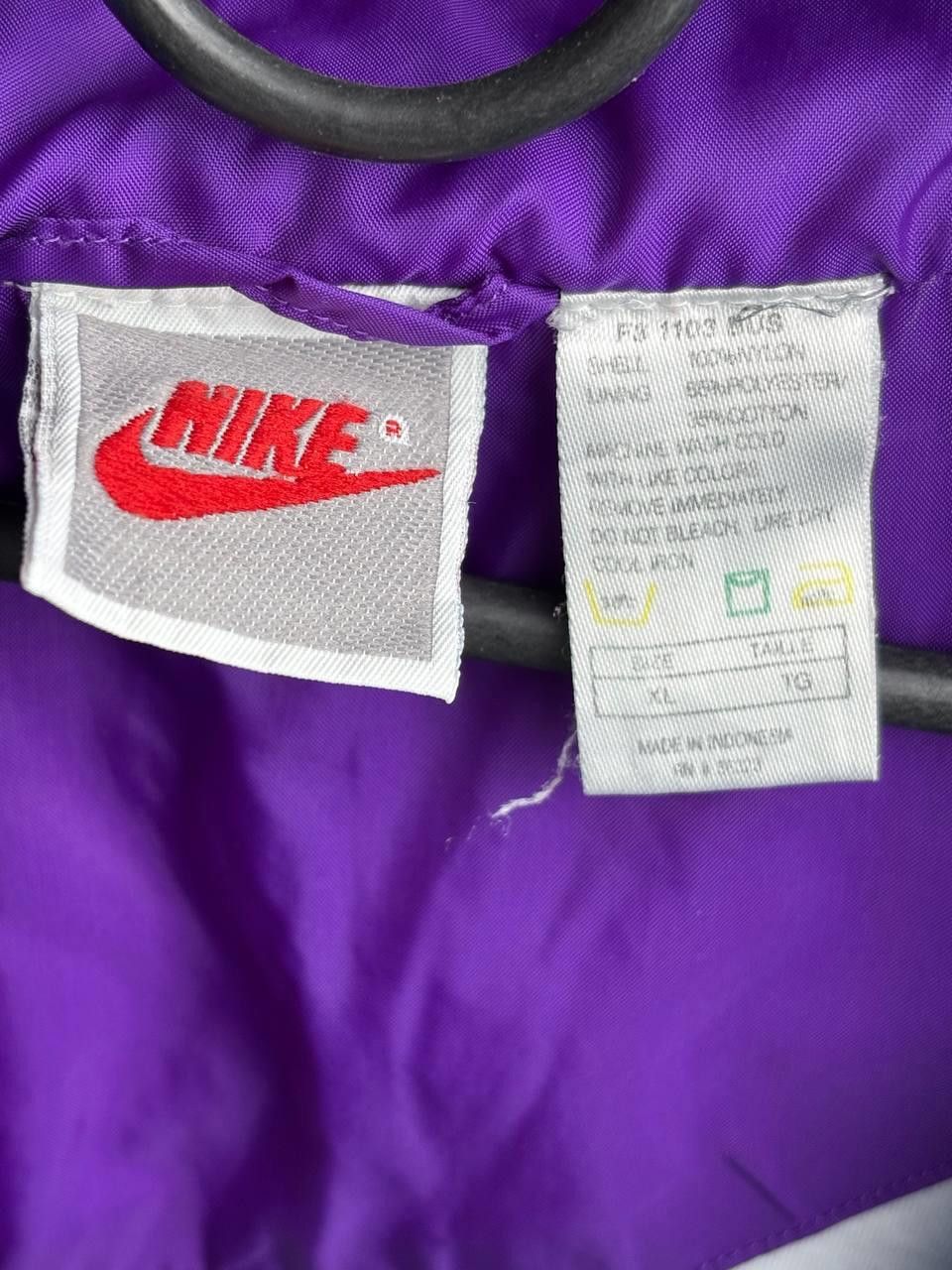 Nike Nike Windbreaker Jacket Size XL Black Blue Purple Vintage Size US XL / EU 56 / 4 - 9 Thumbnail