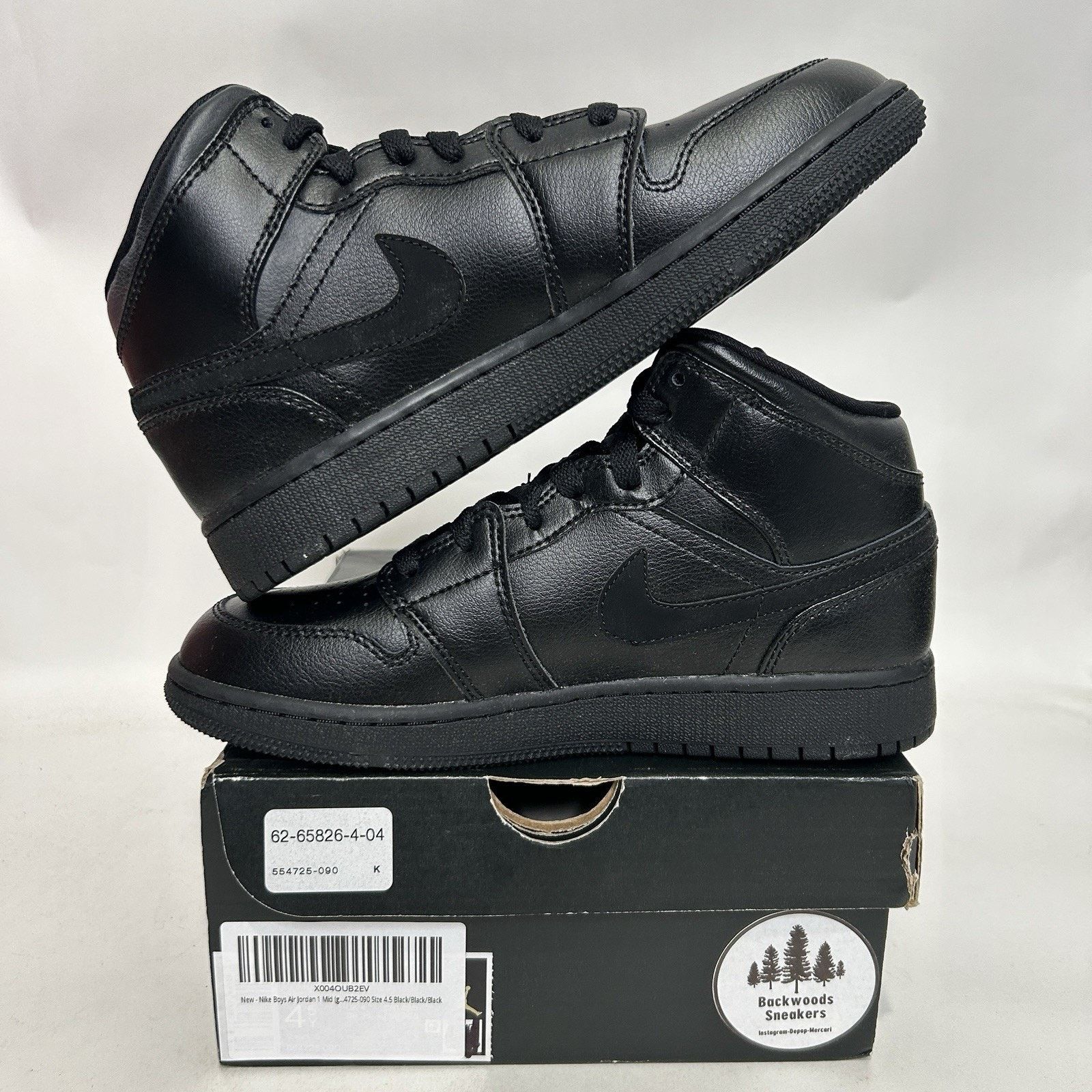 Jordan Brand Nike Air Jordan 1 Mid GS “Deep Black Nubuck Swoosh” Size US 6 / IT 36 - 3 Thumbnail