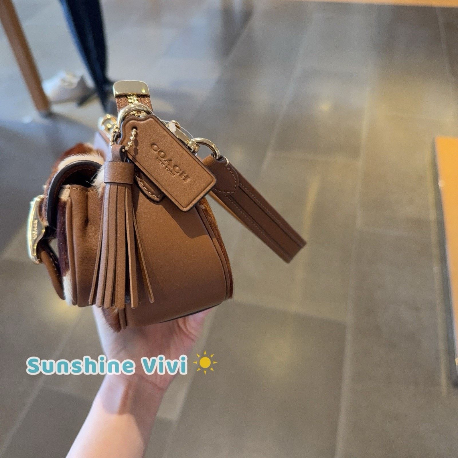 Coach NWT COACH Ashton Shoulder Bag In Haircalf Cow CDW47 Gold Cow Size ONE SIZE - 2 Thumbnail