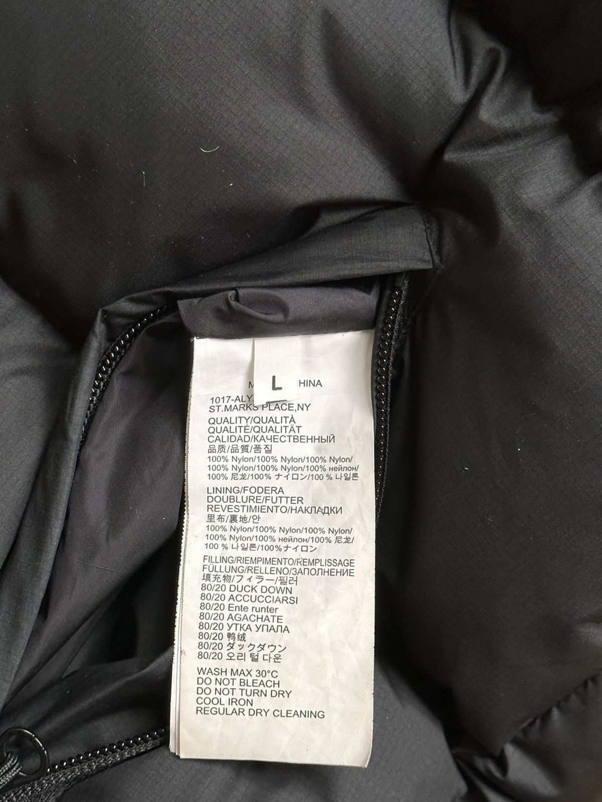 1017 ALYX 9SM 1017 ALYX 9SM BUCKLE PUFFER BLACK VEST Size US L / EU 52-54 / 3 - 6 Thumbnail