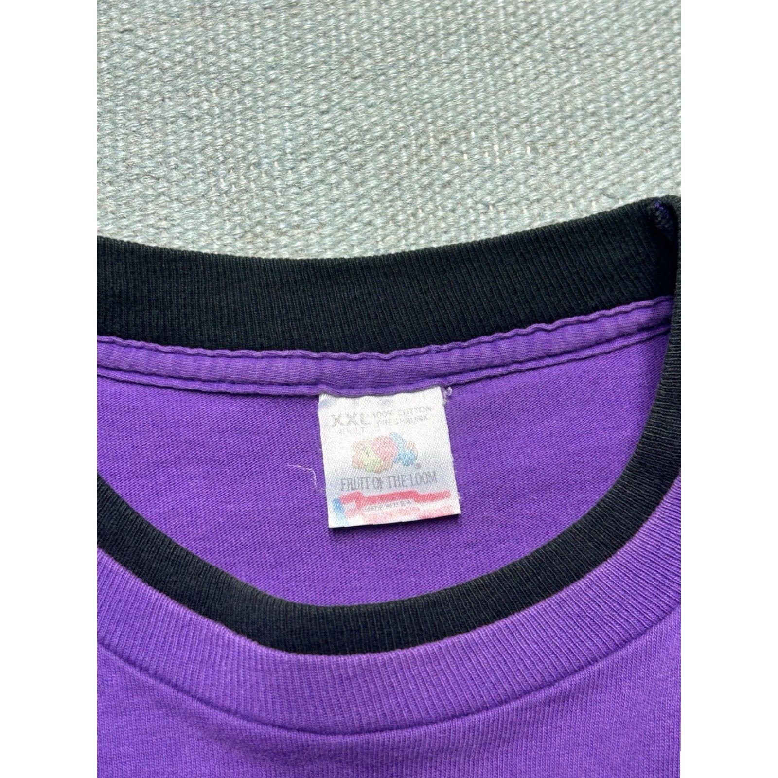 Fruit Of The Loom VINTAGE 90s Fruit of the Loom T-Shirt Purple Plum Cotton Adult XL Men Size US XL / EU 56 / 4 - 4 Thumbnail