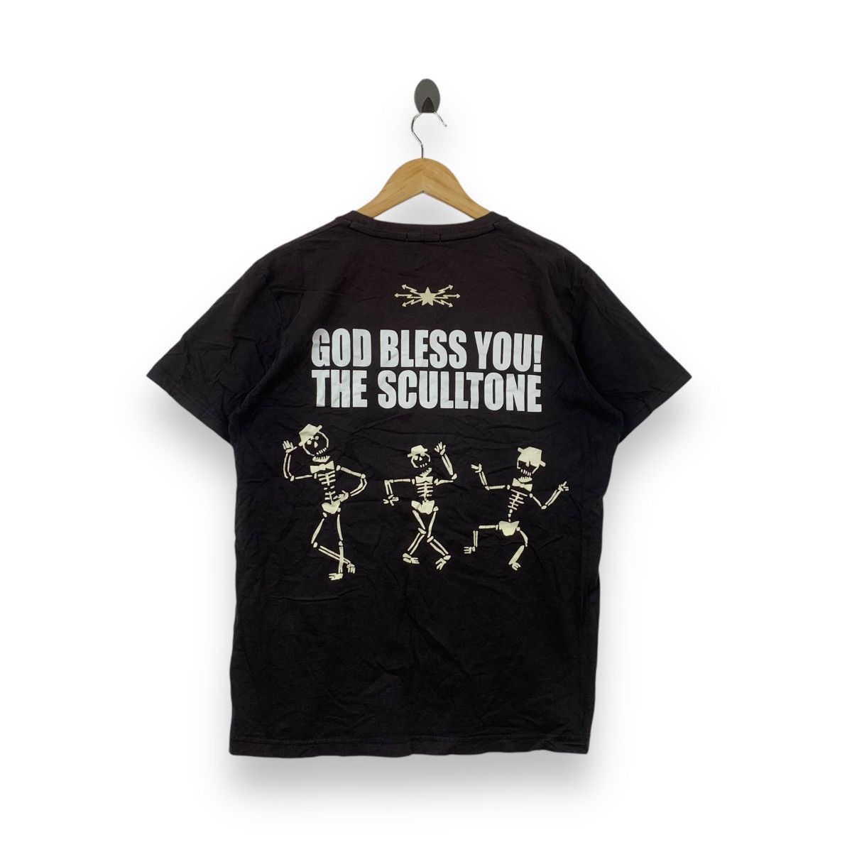 Uniqlo UNIQLO UT x THE SCULLTONE God Bless You Tee Shirt Skeleton Size XL / US 12-14 / IT 48-50 - 3 Thumbnail