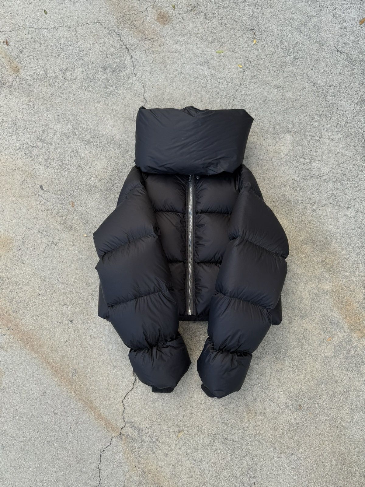 Rick Owens Rick Owens FW22 Strobe Cropped Puffer Size US M / EU 48-50 / 2 - 1 Thumbnail