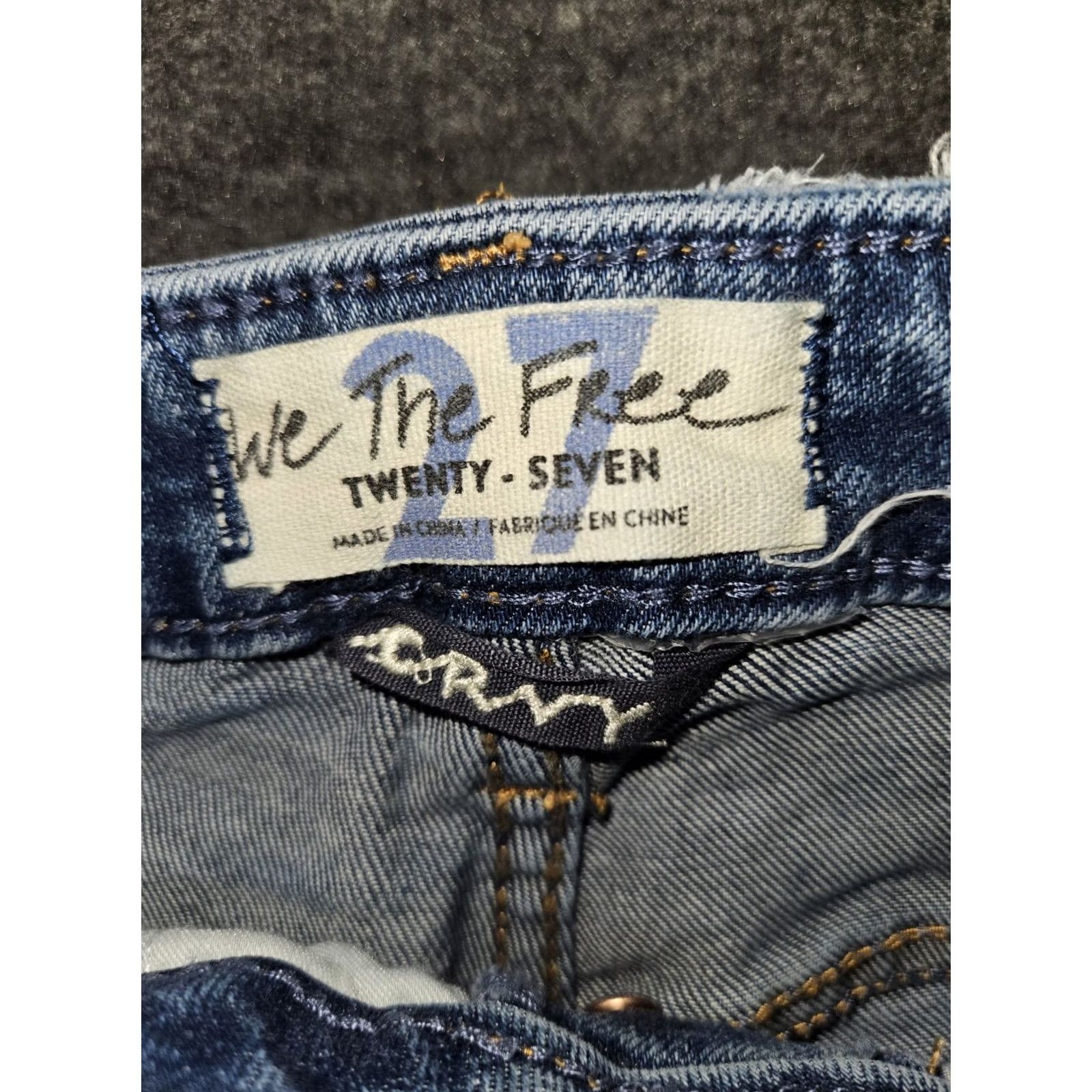Vintage VINTAGE We The Free Cut Off Shorts Women's 27 Button Fly Distressed Preppy Size 27" / US 4 / IT 40 - 2 Thumbnail