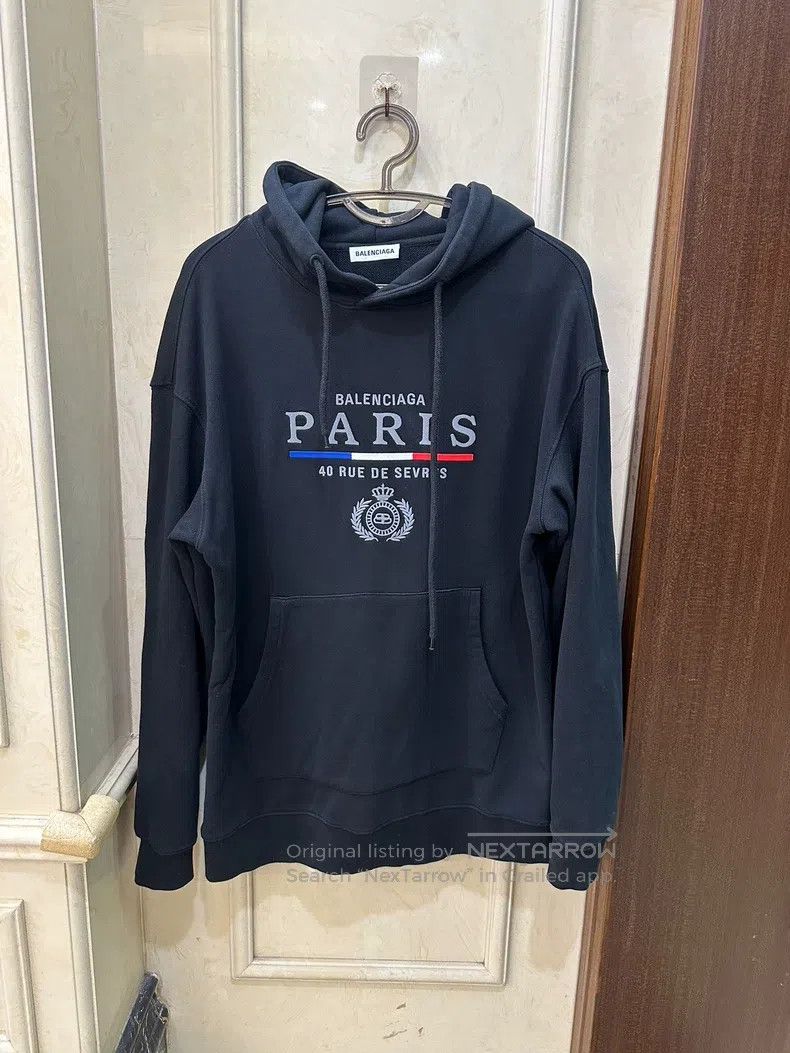 Balenciaga Balenciaga Crown Embroidered Logo Hoodie Size US XS / EU 42 / 0 - 1 Thumbnail