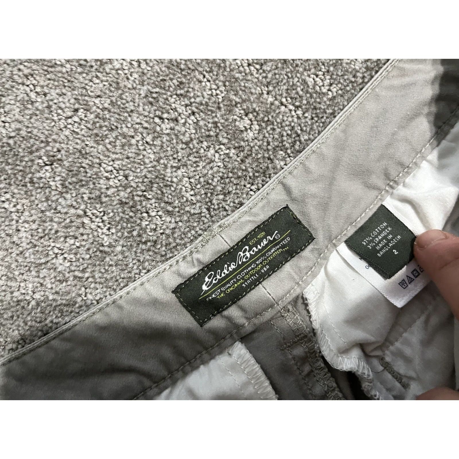 Eddie Bauer EDDIE BAUER Women's Cargo Crop Pants Size 2 Gray Solid Size 26" / US 2 / IT 38 - 5 Thumbnail