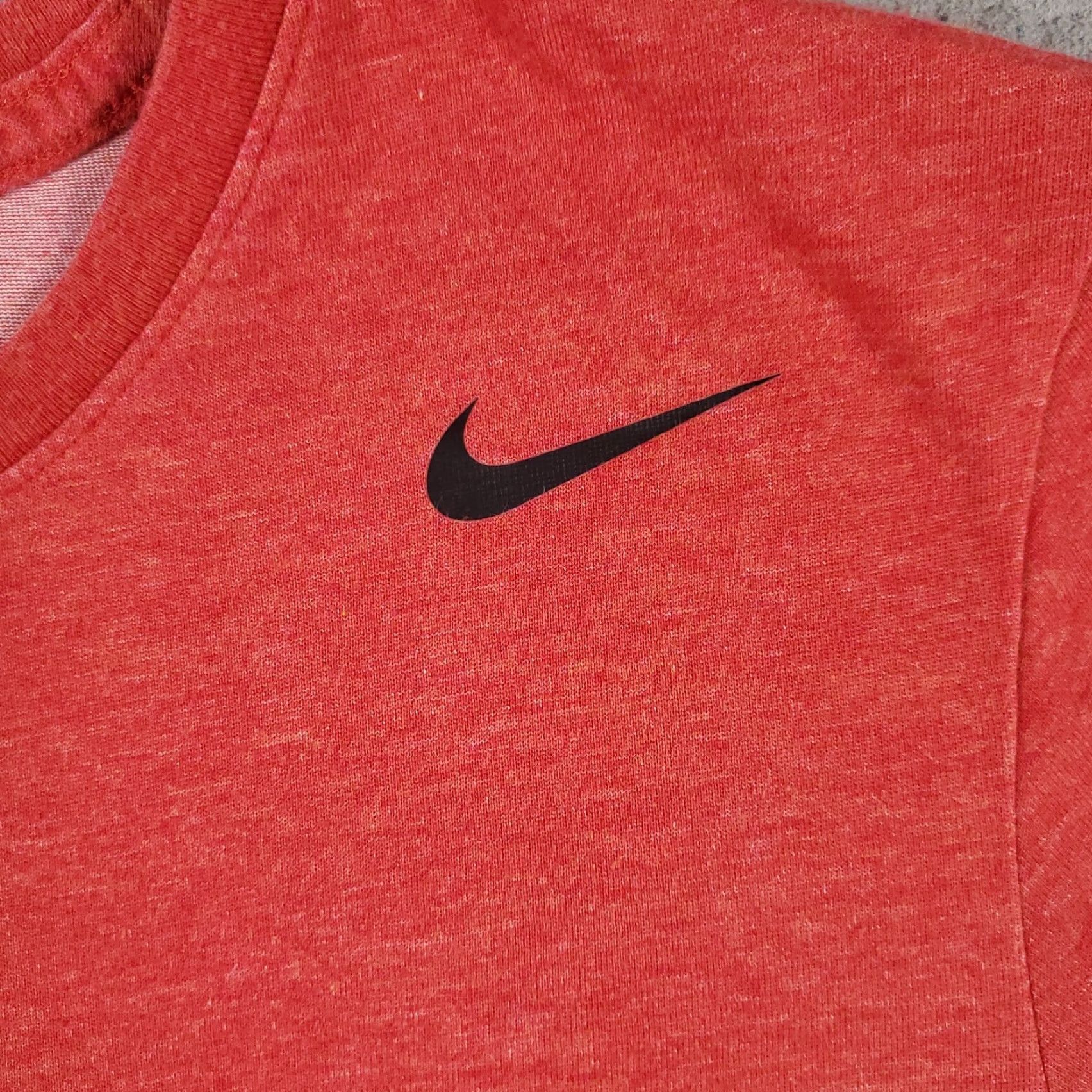 Nike Nike T Shirt Mens Size Medium Red Swoosh Casual Short Sleeve Adult Size US M / EU 48-50 / 2 - 2 Thumbnail