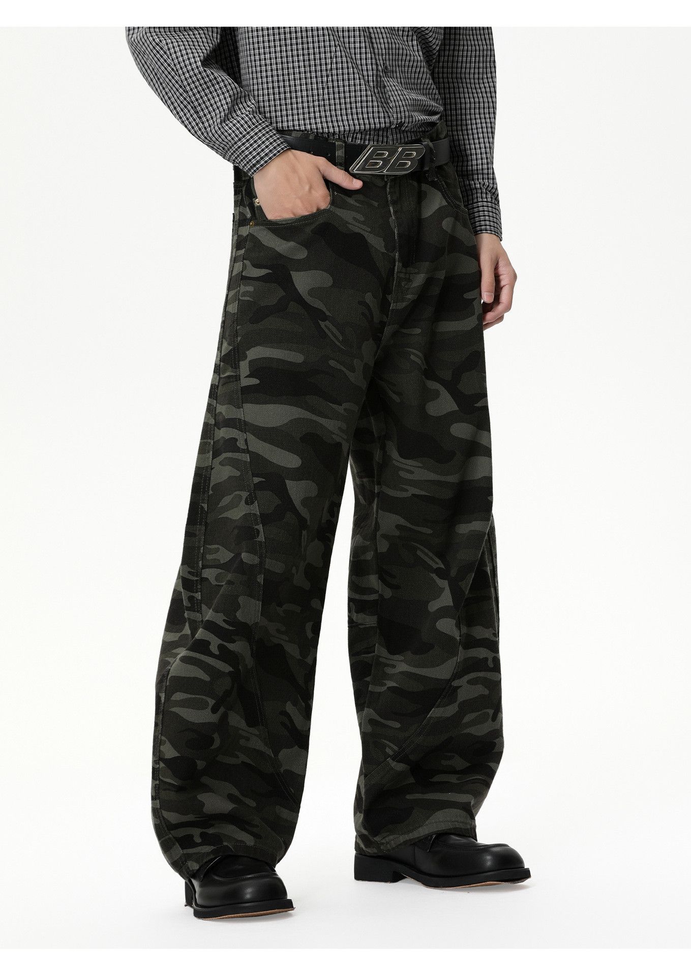 Japanese Brand Men's retro wide-leg loose vibe washed camouflage jeans Size US 32 / EU 48 - 4 Thumbnail