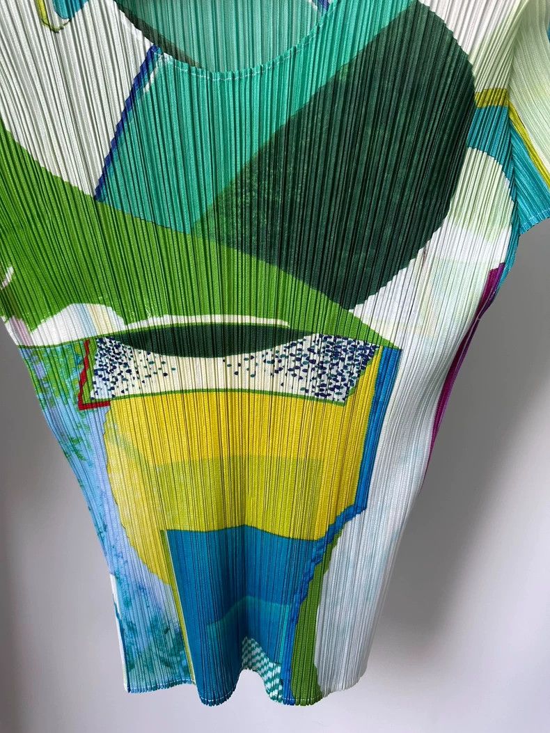 Issey Miyake Issey Miyake size:3 Blue and green pleated short-sleeved s Size S / US 4 / IT 40 - 4 Thumbnail