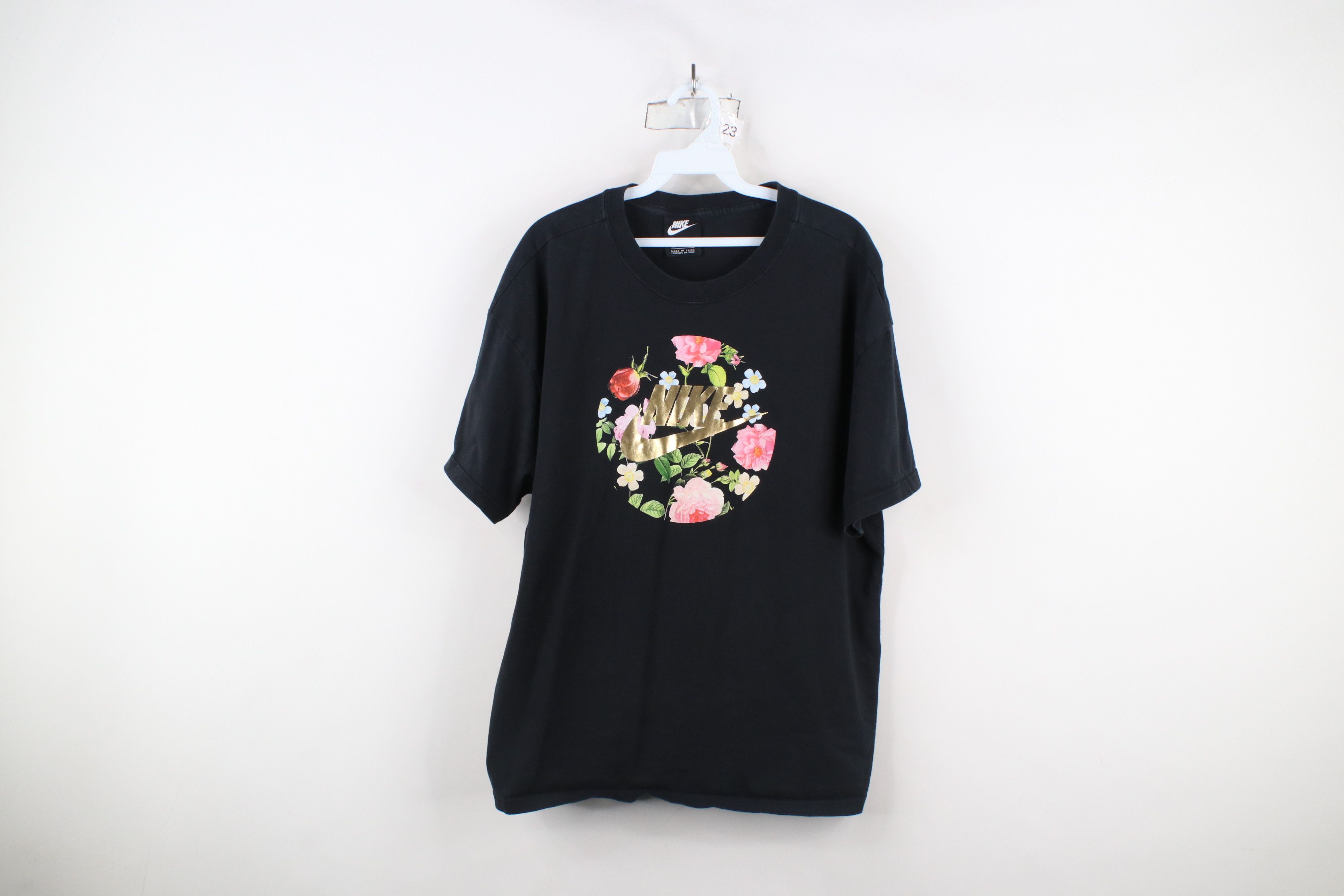 Nike × Vintage Nike Spell Out Big Logo Floral Flower Short Sleeve T-Shirt Size US S / EU 44-46 / 1 - 1 Thumbnail