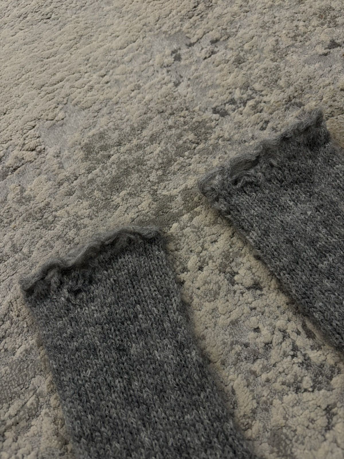 Number (N)ine FW09 "A Closed Feeling" Knit Distressed Arm Warmers (2) Size ONE SIZE - 3 Thumbnail