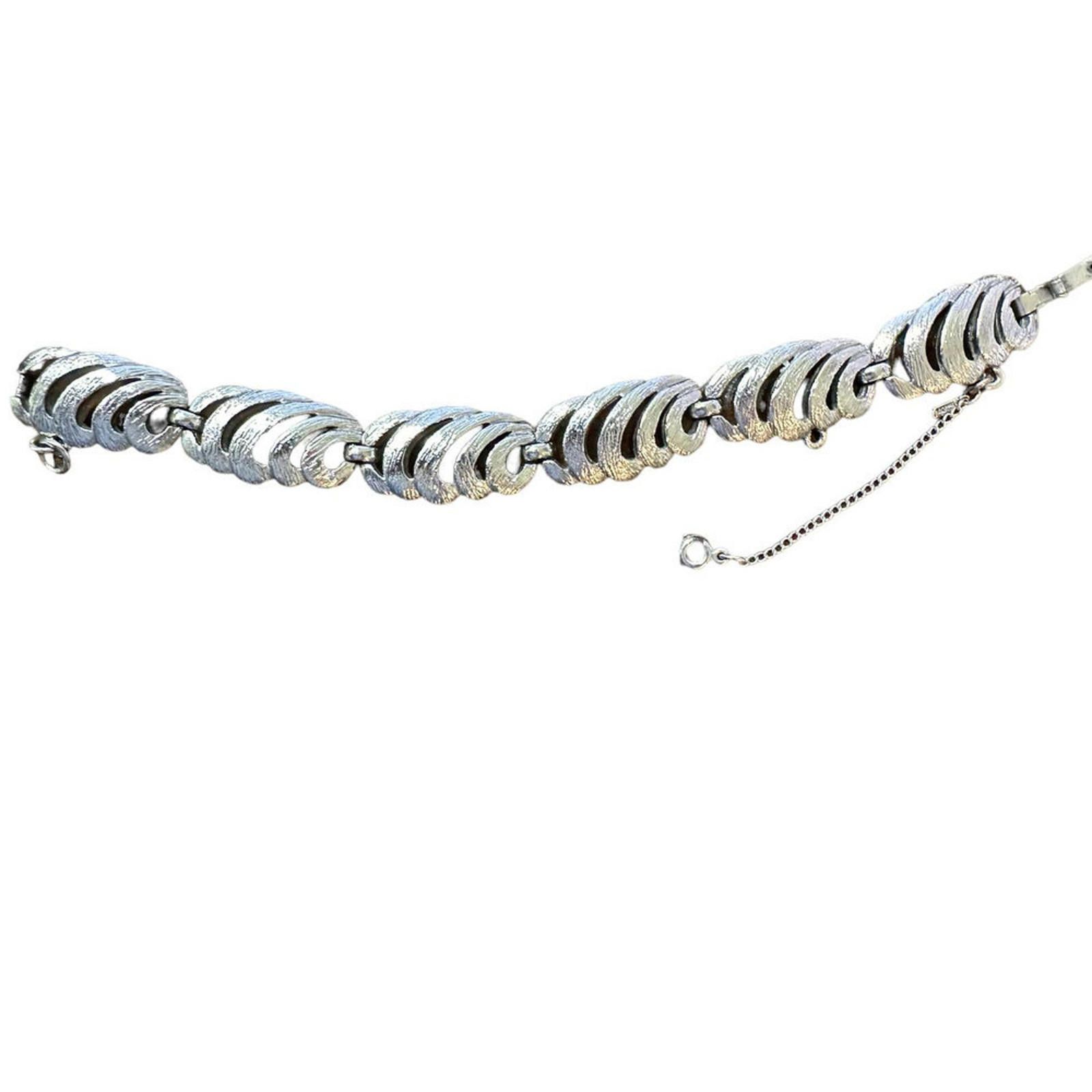 Monet Vintage Monet Silver toned Leaf Bracelet Size ONE SIZE - 1 Thumbnail