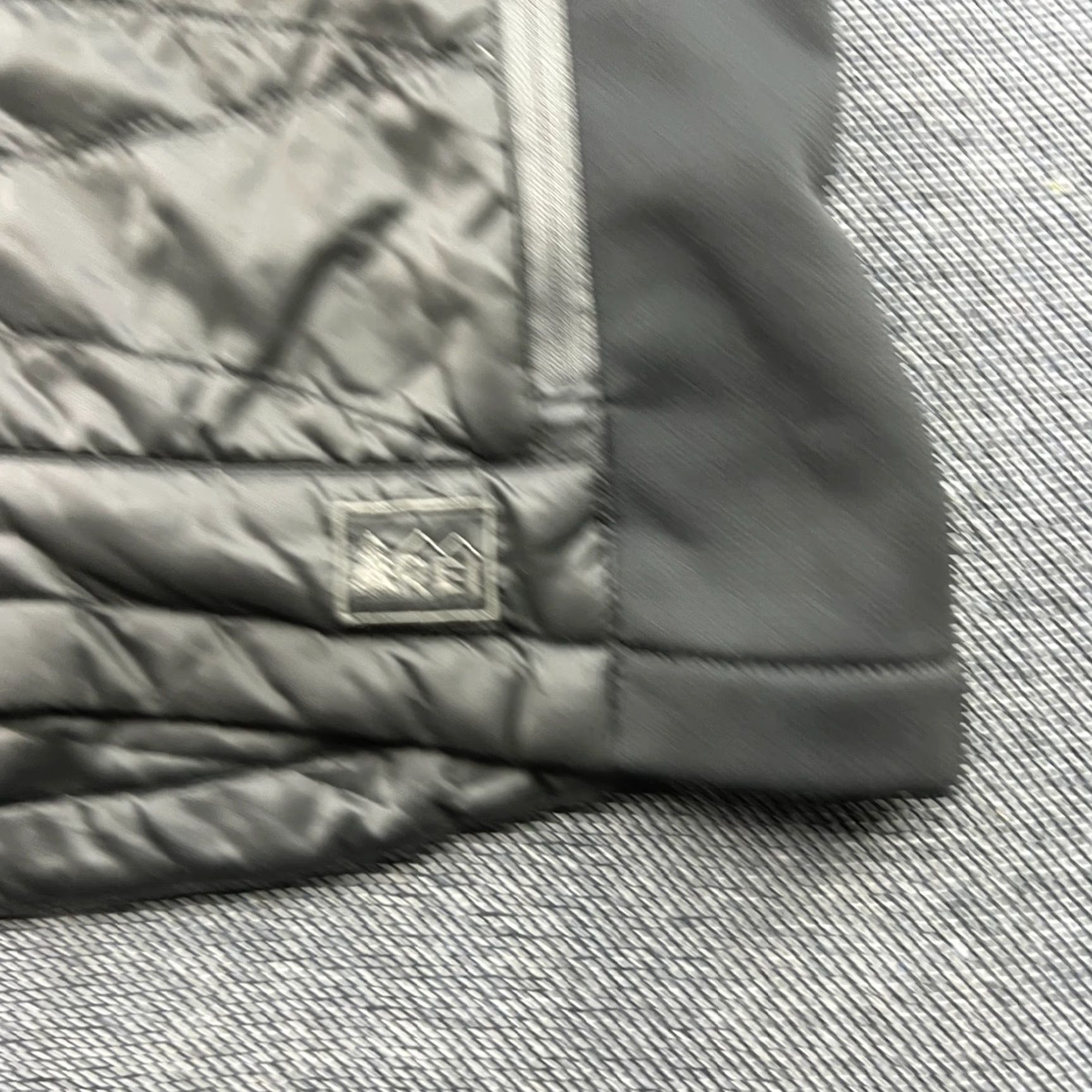 Vintage REI Vest Womens XS Gray Primaloft Packable Lightweight Pertex Quantum Gilet Jacket Size XS / US 0-2 / IT 36-38 - 3 Thumbnail