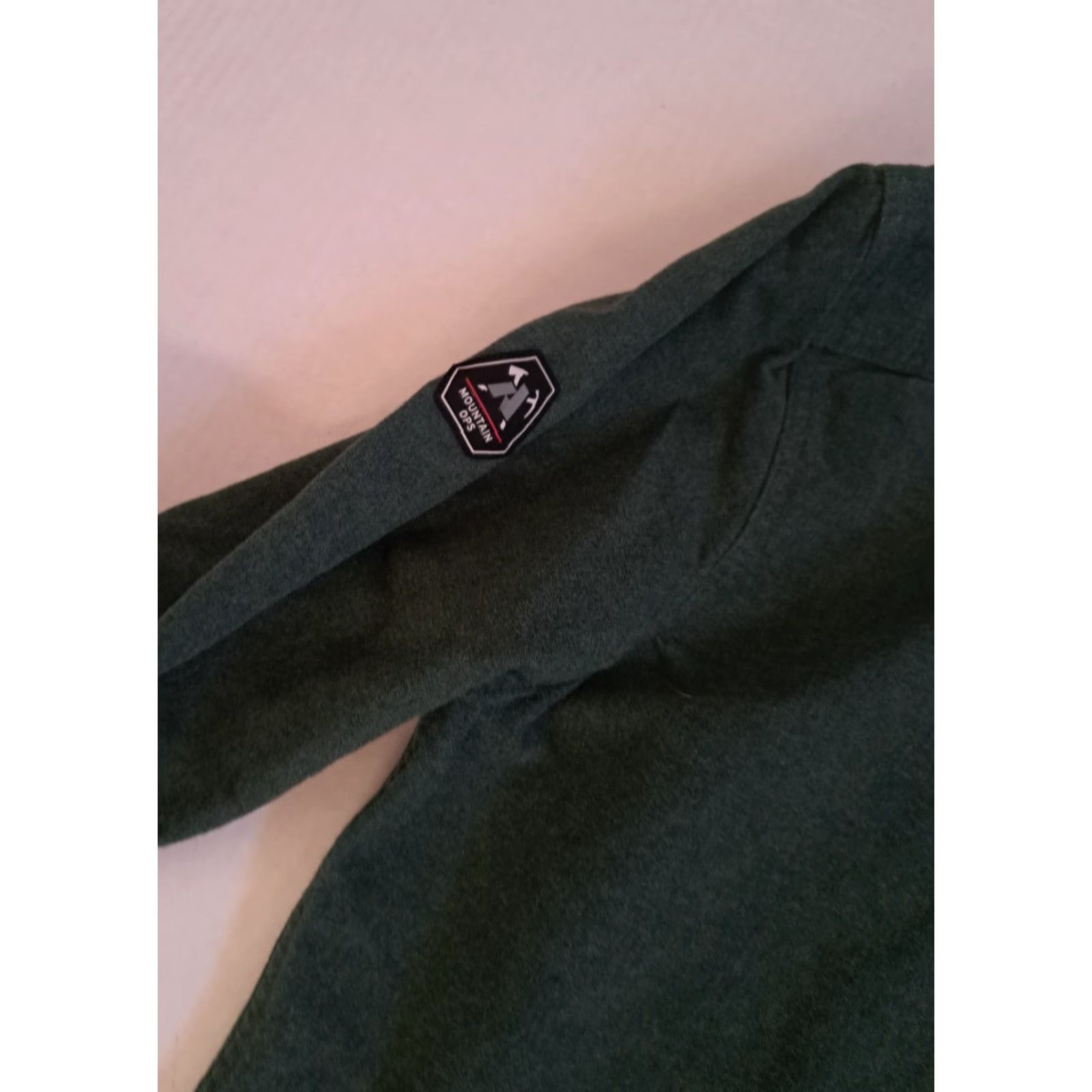 Eddie Bauer VINTAGE Eddie Bauer Button-Up Shirt Mountain OPS Greem Cotton Chamois Medium Green Long Sleeve Solid Casual Men's Women Unisex Adults Pocketed Size US M / EU 48-50 / 2 - 4 Thumbnail