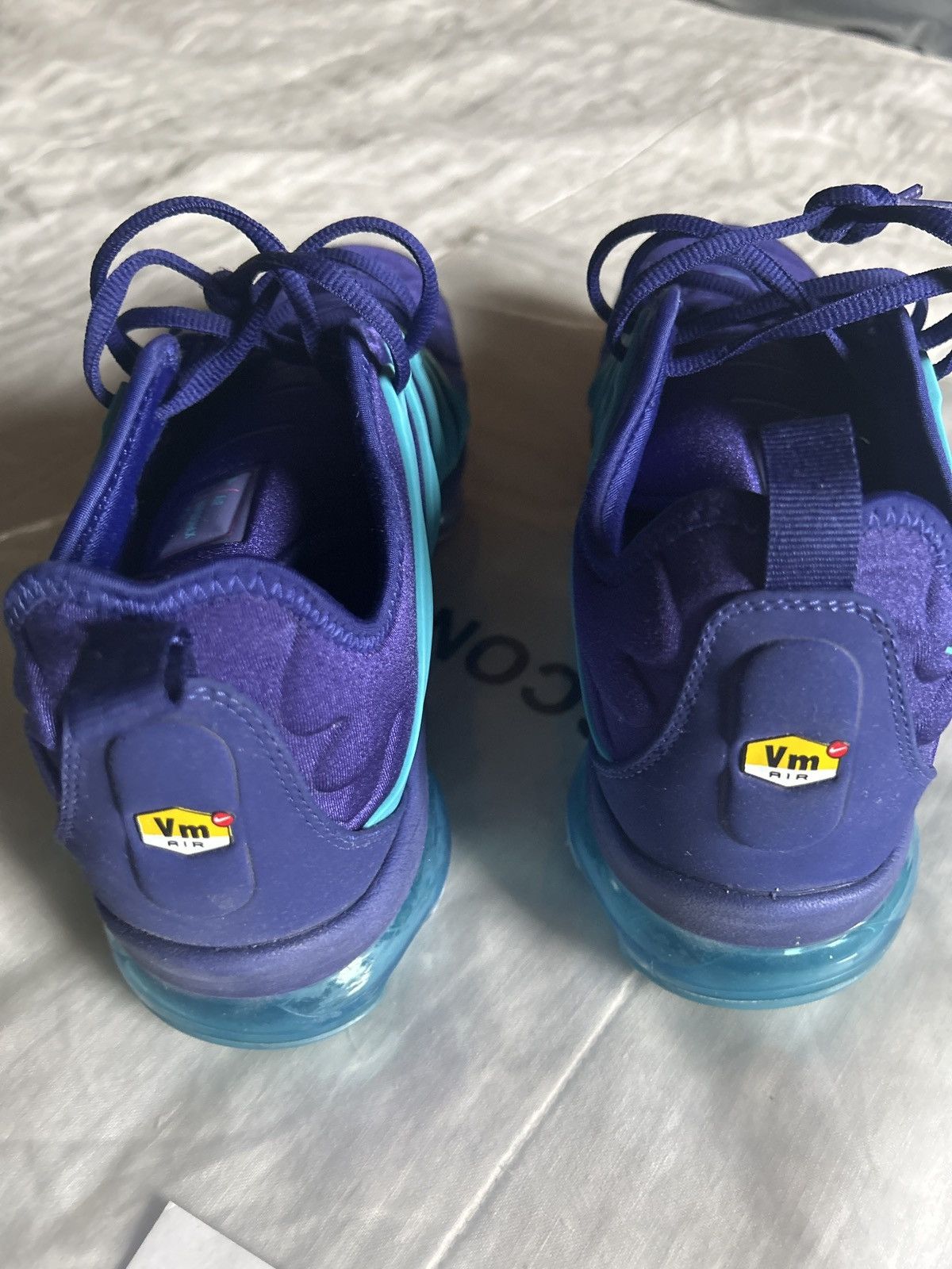 Nike Nike Air VaporMax Plus Hornets 2019 Size US 11.5 / EU 44-45 - 3 Thumbnail