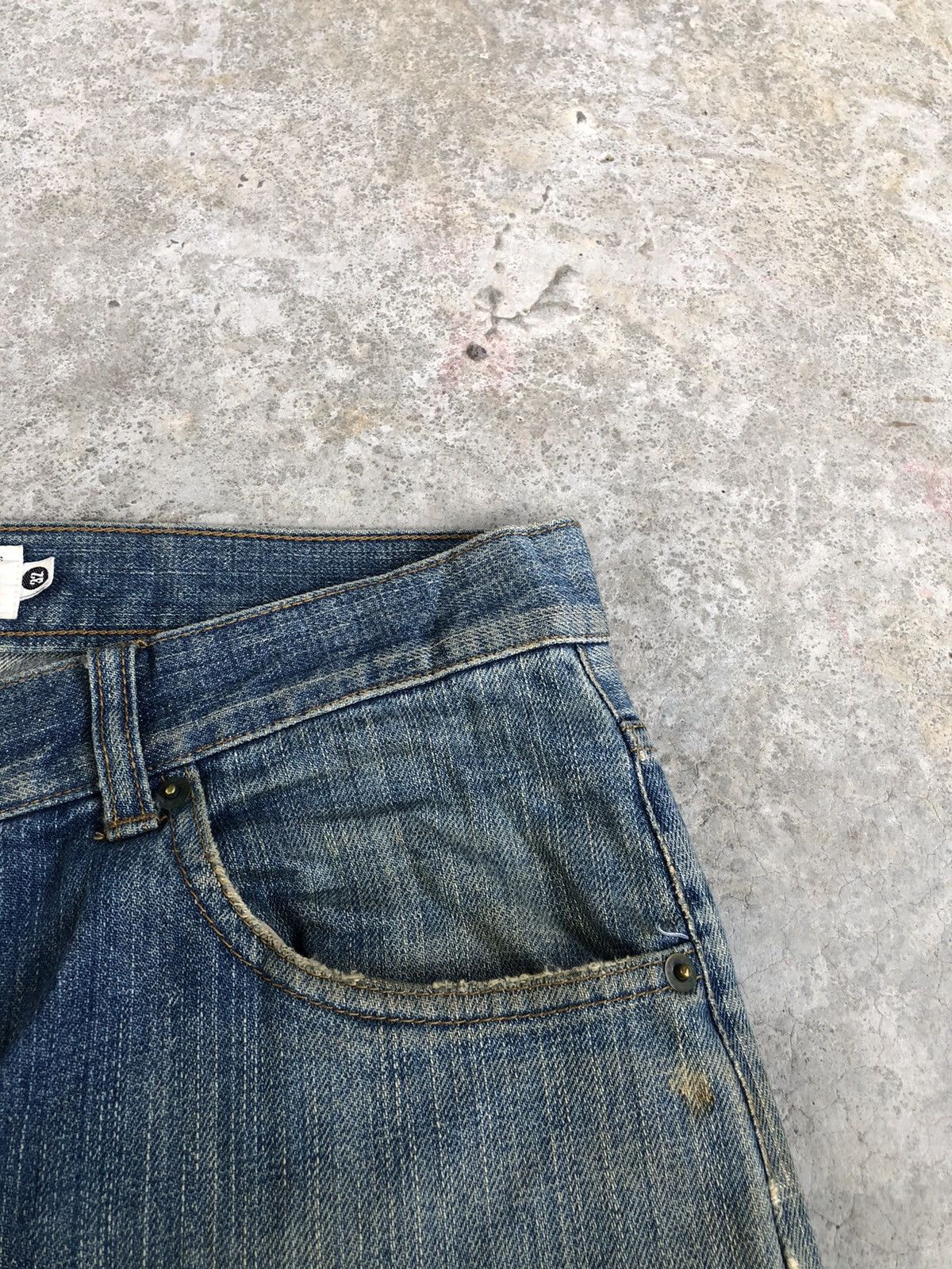 Karakuri Tamashii Karakuri Tamashii Embroidered Jeans Distressed Jeans Size US 32 / EU 48 - 16 Thumbnail