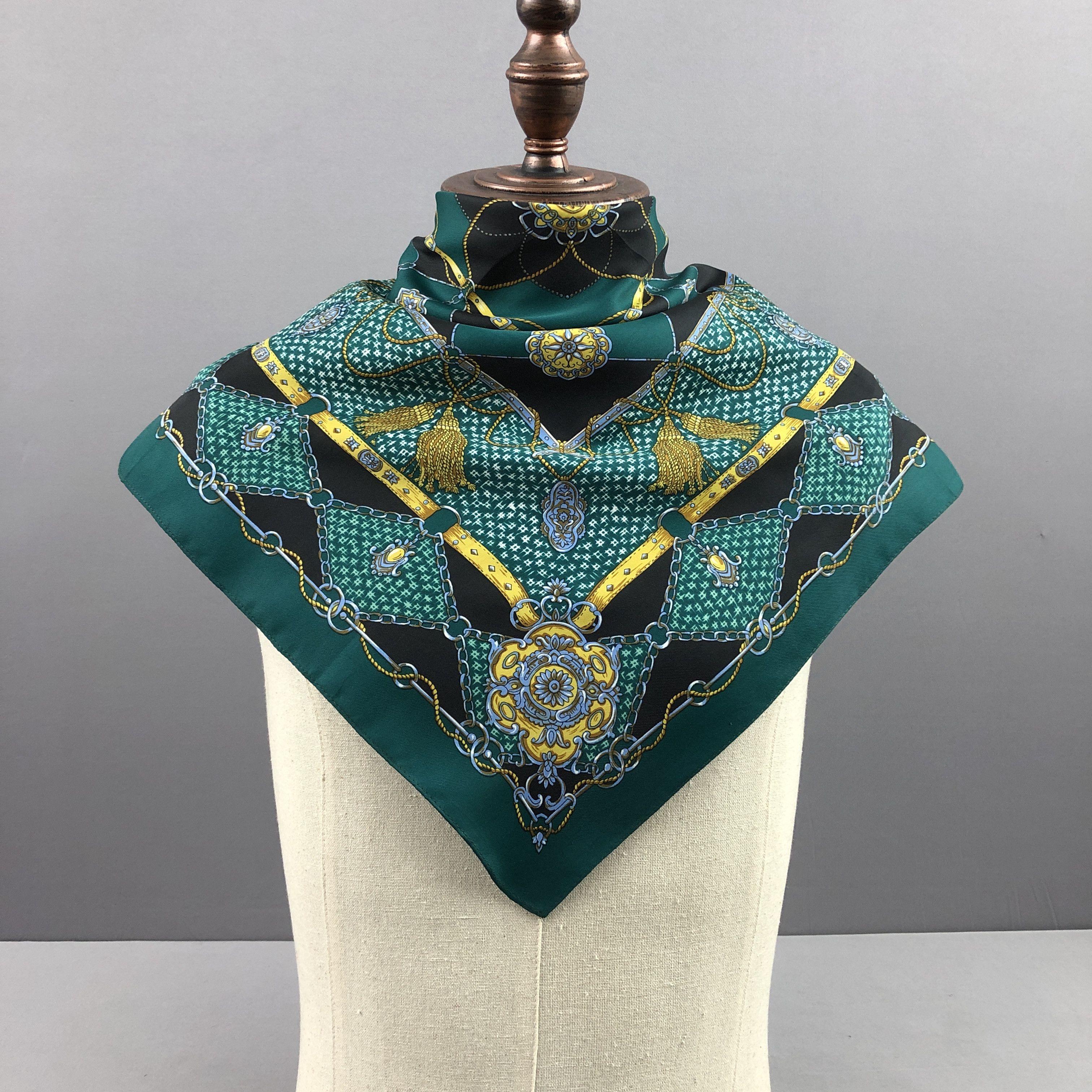 Japanese Brand Vintage Square Scarf Twill Stole Wraps Scarves - GF60036 Size ONE SIZE - 2 Thumbnail