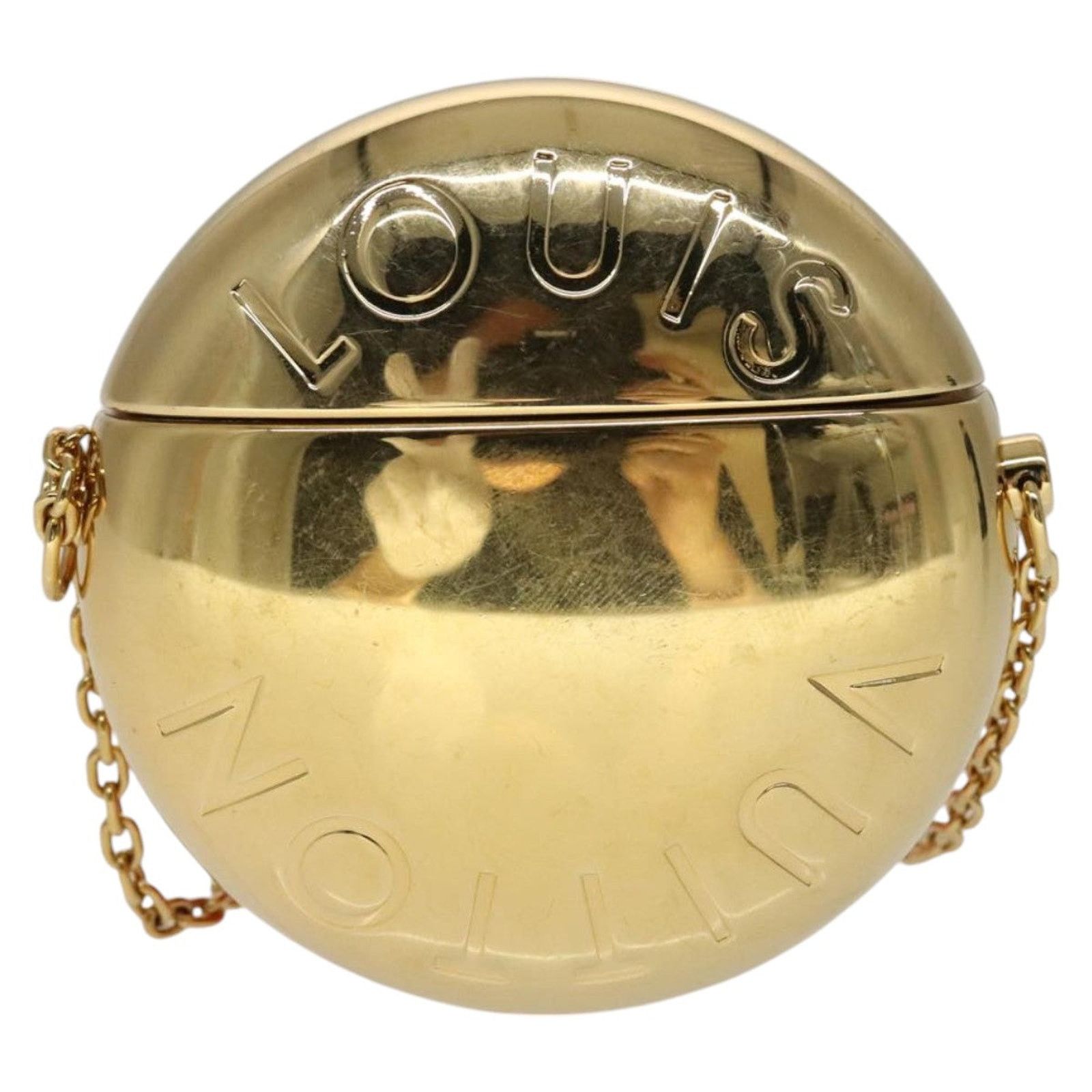 Louis Vuitton Luxury Metal Accessory with Minimalist Design