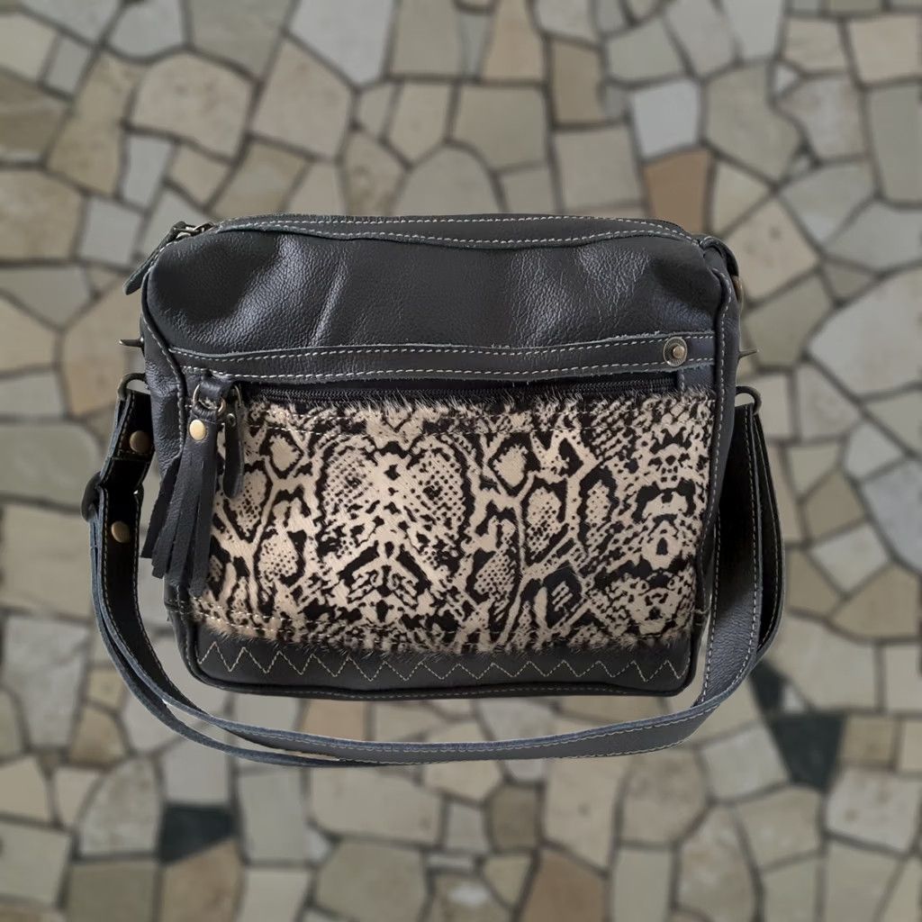 Vintage Myra Bag Monochromatic Snake Fur Leather Purse Handbag Shoulder Bag Women Medium Black Animal Print Zip Adjustable Strap Size ONE SIZE - 1 Thumbnail