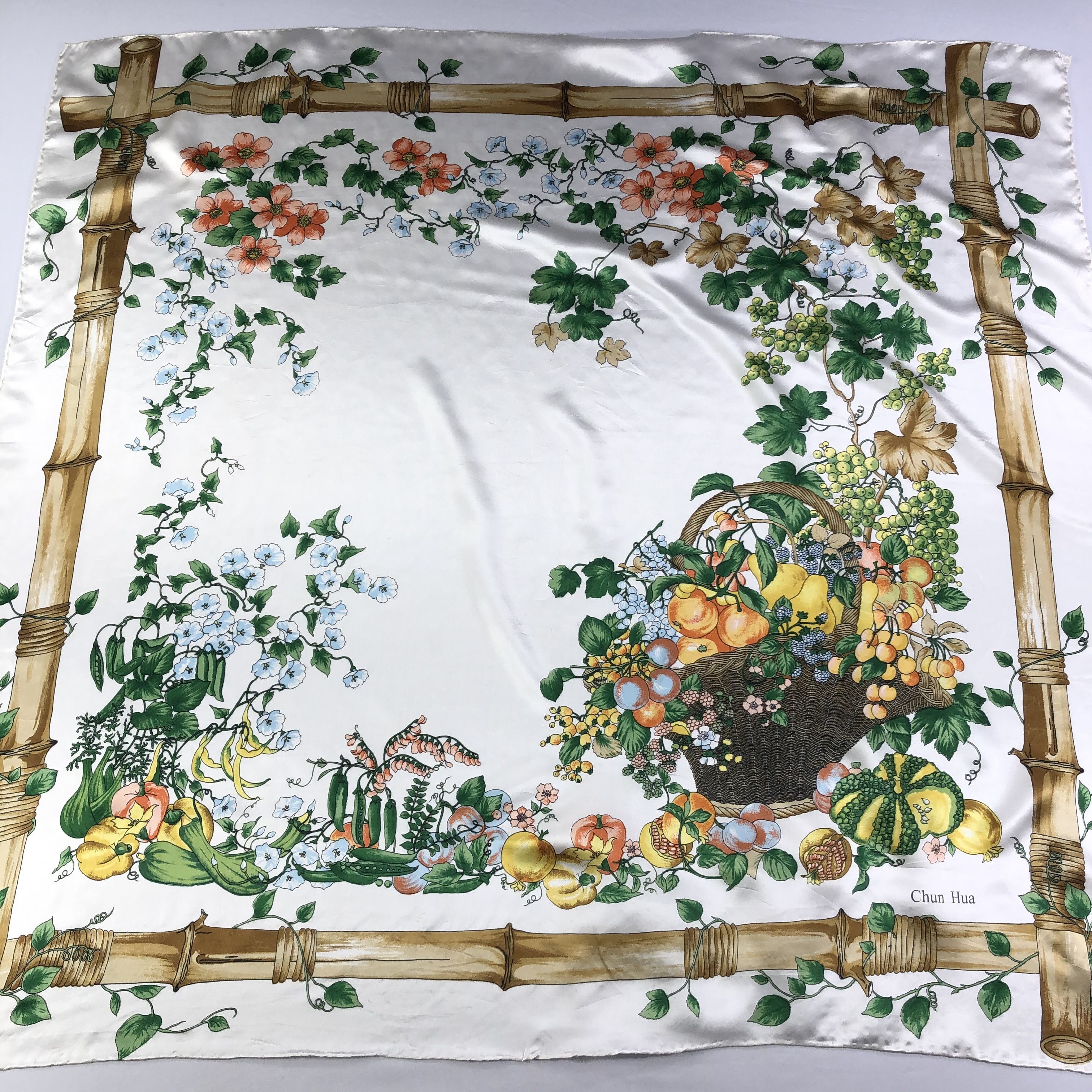 Vintage Vintage Chun Hua Silk Scarf Size ONE SIZE - 2 Thumbnail
