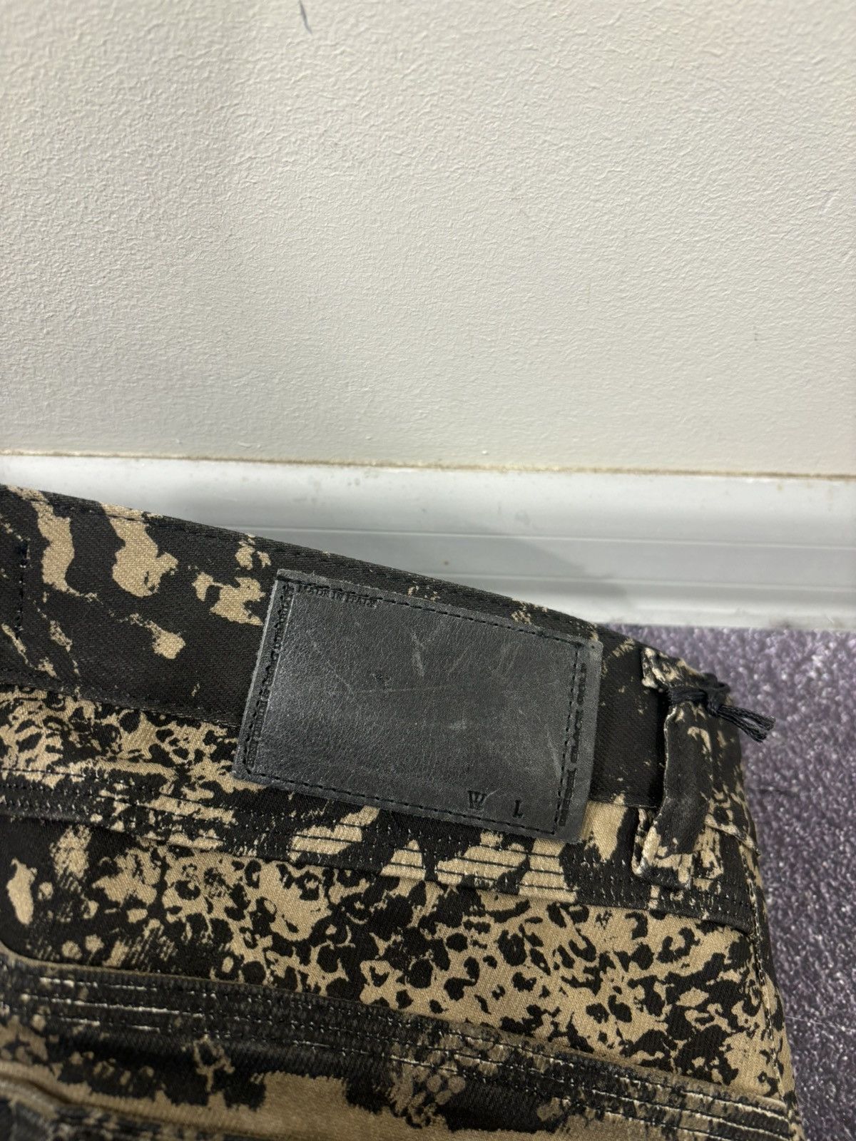 Diesel Black Gold Diesel Black Gold NWT Women’s Y2K Snake Camo Skinny Jeans Size 26" / US 2 / IT 38 - 17 Thumbnail